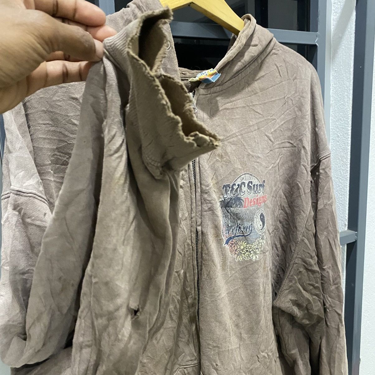 Vintage T&C thrasher sun faded hoodei A1 Size US XXL / EU 58 / 5 - 13 Thumbnail