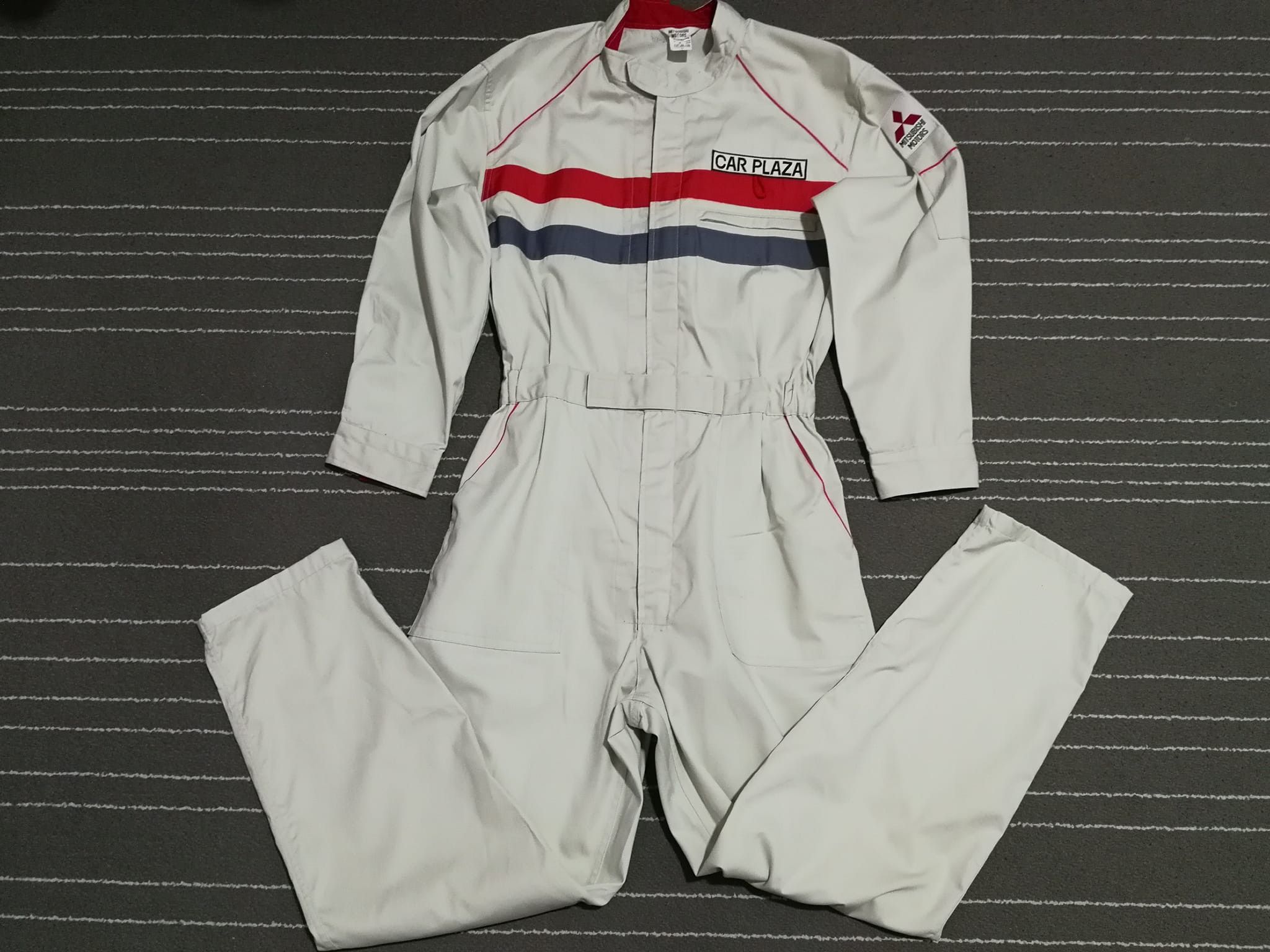 Japanese Brand Vintage MITSUBISHI MOTOR car plaza coverall XS w26-33 Size US 28 / EU 44 - 1 Thumbnail