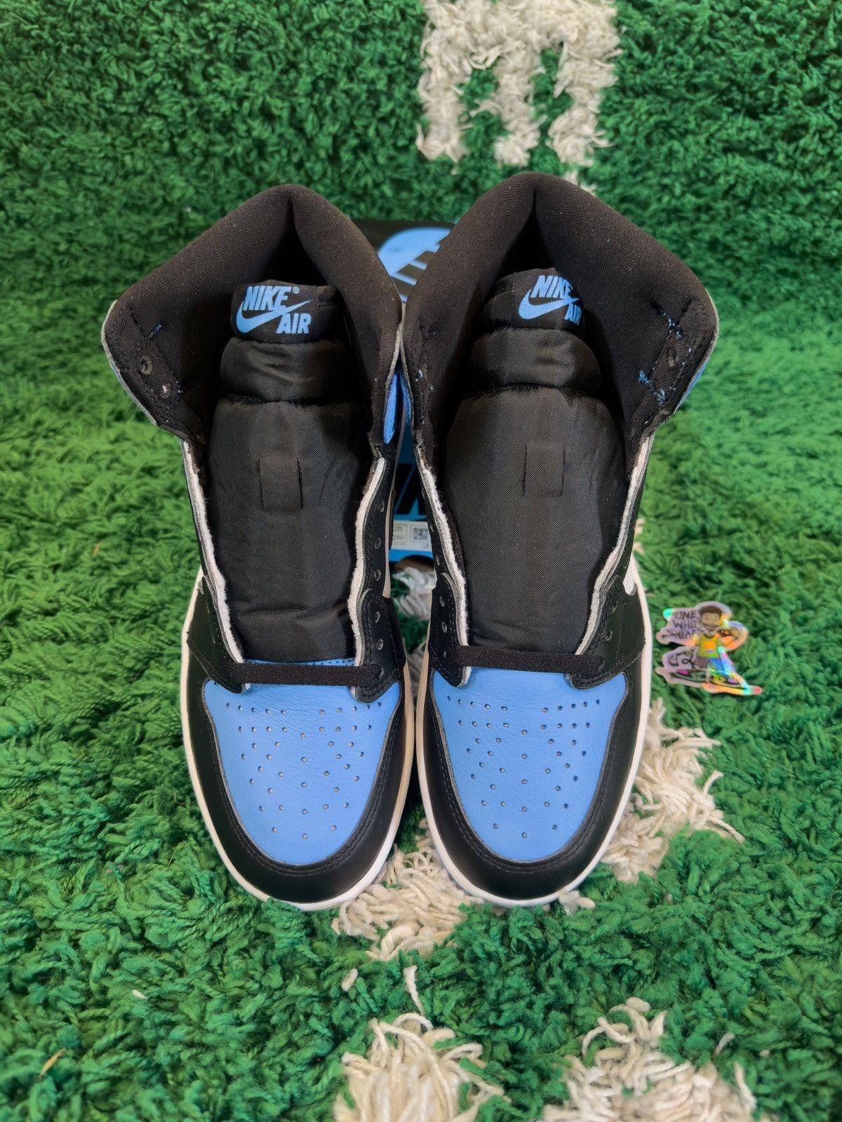Jordan Brand Jordan 1 Retro High OG UNC Toe Size 12 Size US 12 / EU 45 - 9 Thumbnail