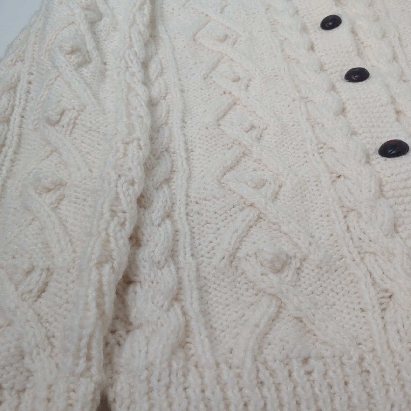 Vintage VINTAGE Handmade Women's Fisherman Cardigan Sweater Large Aran Cable Knit Ivory Fall Winter Size S / US 4 / IT 40 - 3 Thumbnail