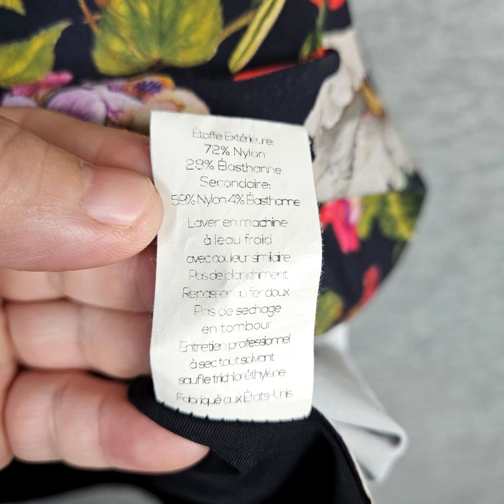 Logo 7 FORAY Floral 1/2 Button Sleeveless Laser Cut Logo Golf Tennis Top S Women’s Multicolor Floral Activewear Top Size S / US 4 / IT 40 - 3 Thumbnail