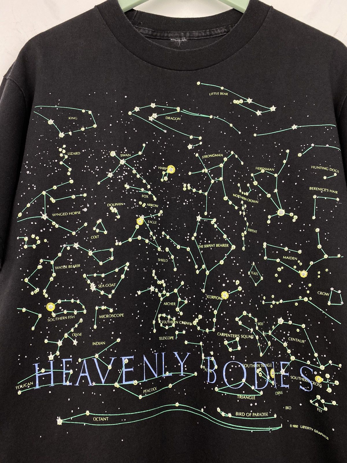 Liberty Vintage Liberty Graphics 1992 Zodiac Full Print T Shirt Y2K Size US M / EU 48-50 / 2 - 2 Thumbnail