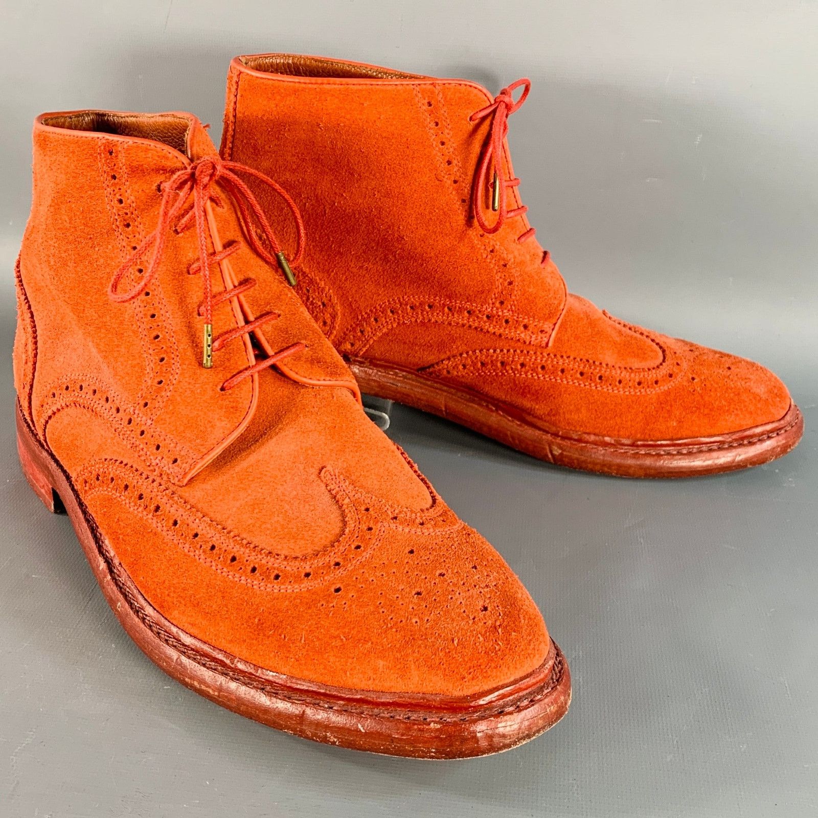 Florsheim 10 Orange Perforated Suede Wingtip Ankle Boots Size US 10 / EU 43 - 1 Thumbnail