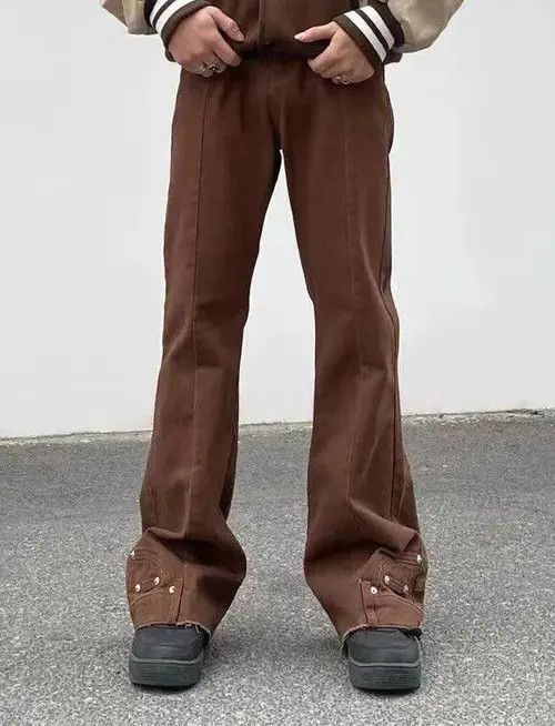 Japanese Brand × Jean Fashion Vintage Brown Baggy Men Cargo Flare Jean Size US 36 / EU 52 - 2 Thumbnail
