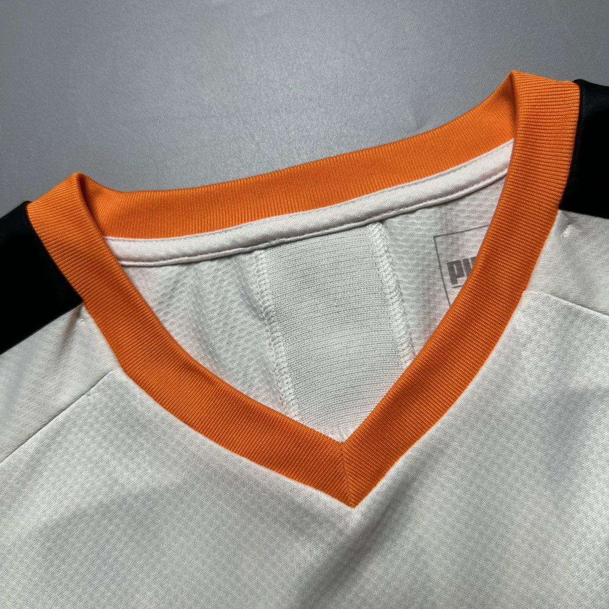Puma VALENCIA PUMA 2019/2020 FOOTBALL HOME JERSEY #16 KANG IN Size US M / EU 48-50 / 2 - 8 Thumbnail