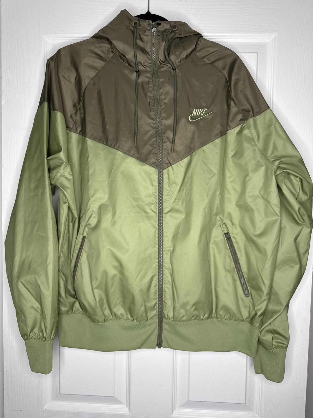 Nike Nike Nylon Windbreaker Size US M / EU 48-50 / 2 - 1 Thumbnail