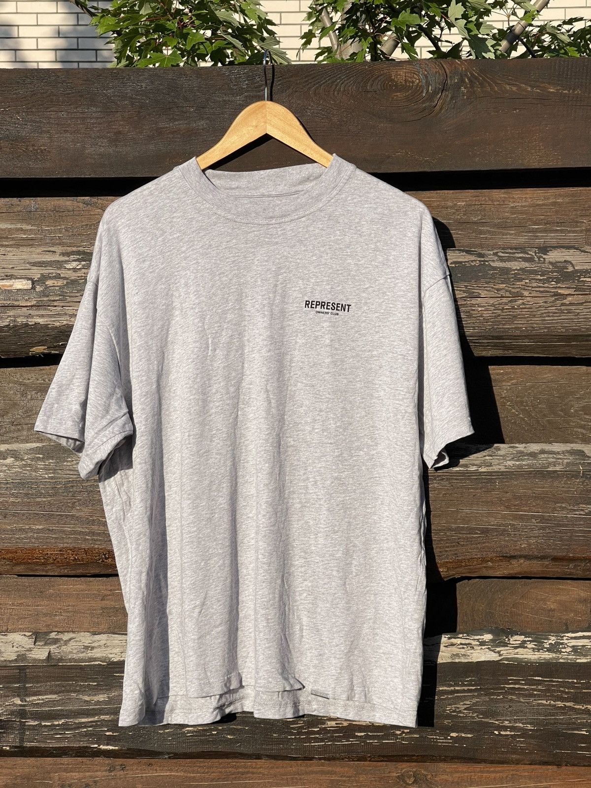 Represent Clo. Represent Owners Club Grey big logo t-shirt Size US M / EU 48-50 / 2 - 5 Thumbnail