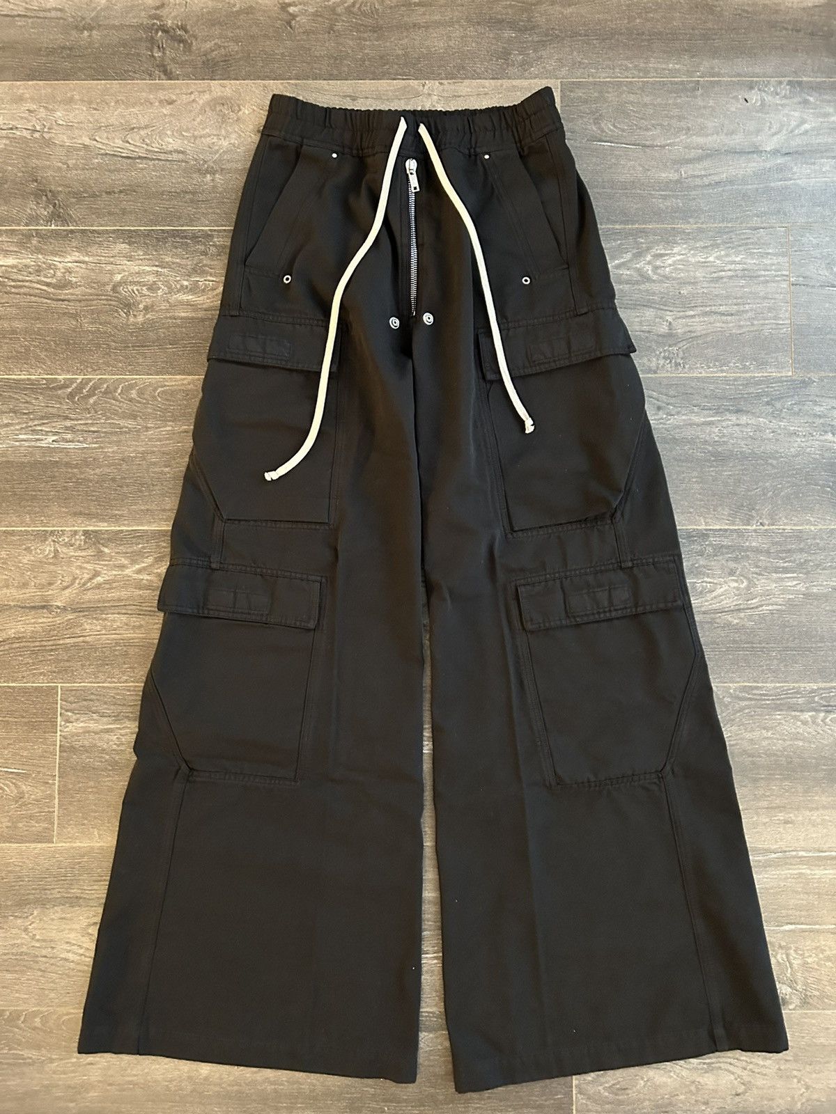 image of Rick Owens Drkshdw Rick Owens Cargo Belas in Black, Men's (Size 30)