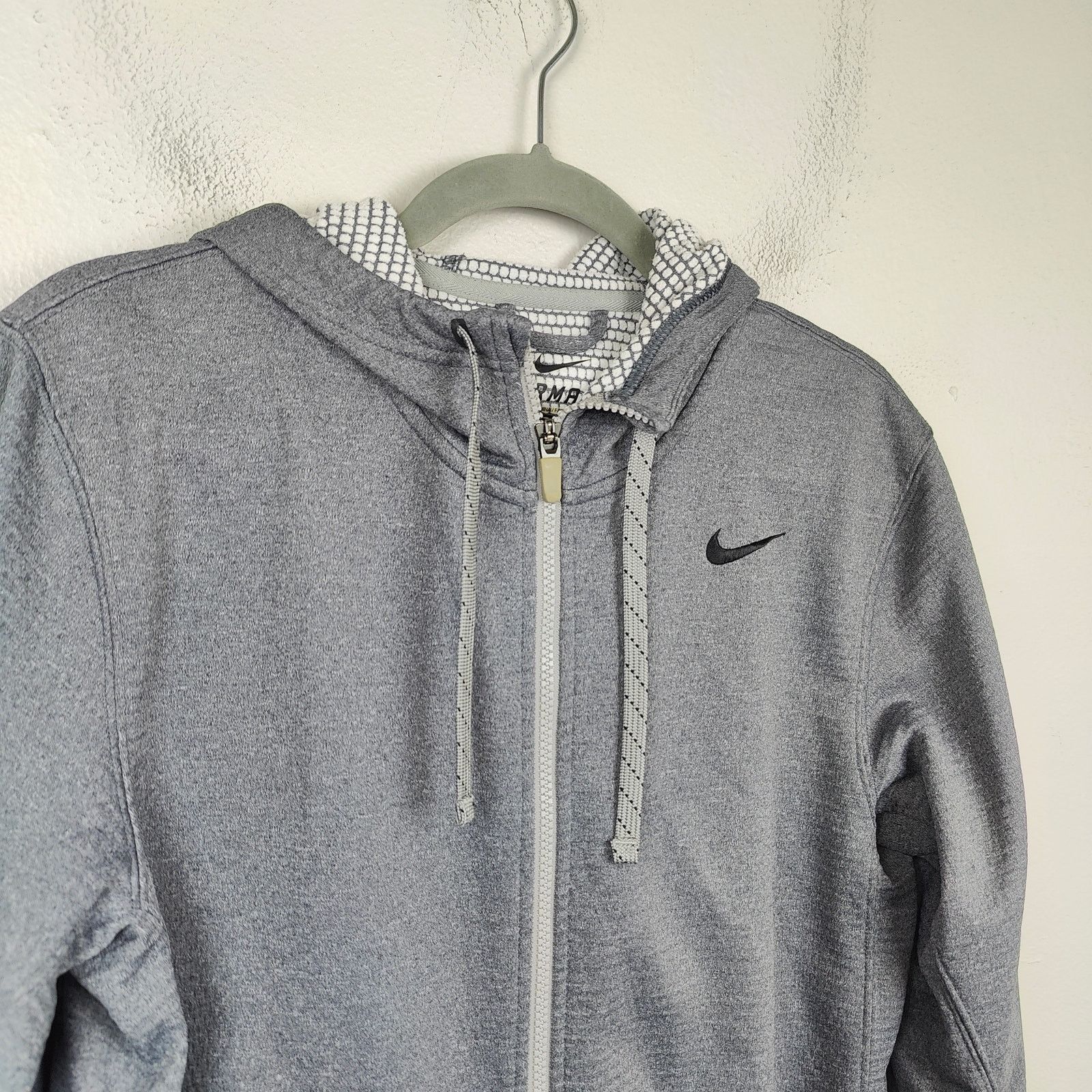 Nike Nike Therma Hoodie Mens Small Full Zip Gray Sweatshirt Gym Size US S / EU 44-46 / 1 - 2 Thumbnail