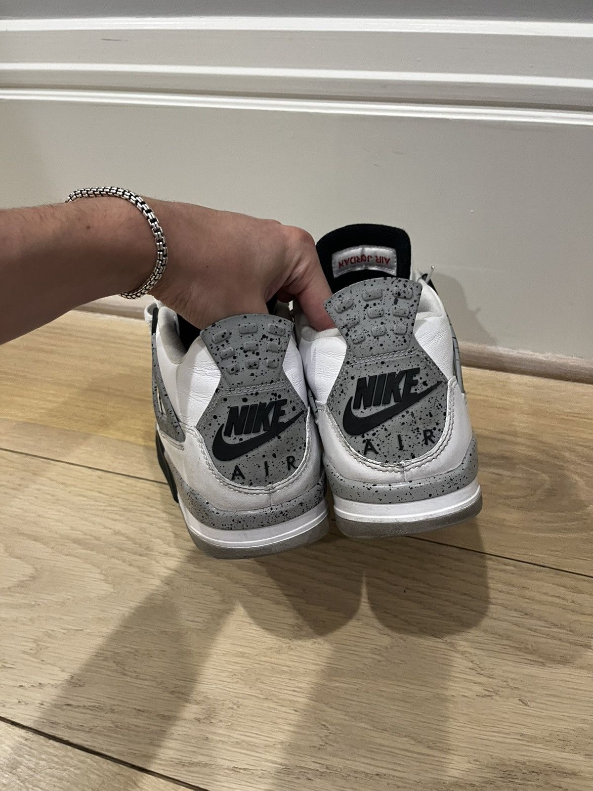 Jordan Brand jordan 4 nike air white cements Size US 10.5 / EU 43-44 - 3 Thumbnail