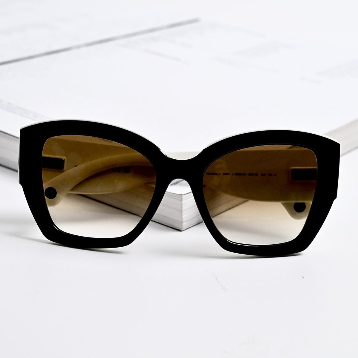 Chanel CHANEL 0CH6058 SUNGLASSES Size ONE SIZE - 9 Thumbnail
