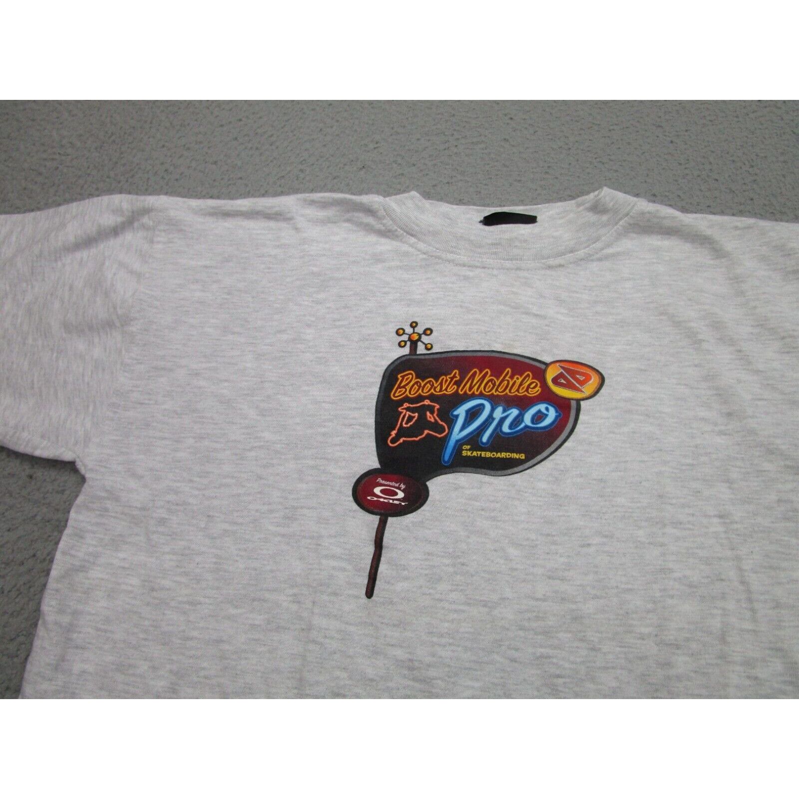 image of Vintage Boost Mobile Shirt Mens M Pro Of Skateboarding Y2K 2000S Medium T-Shirt in White