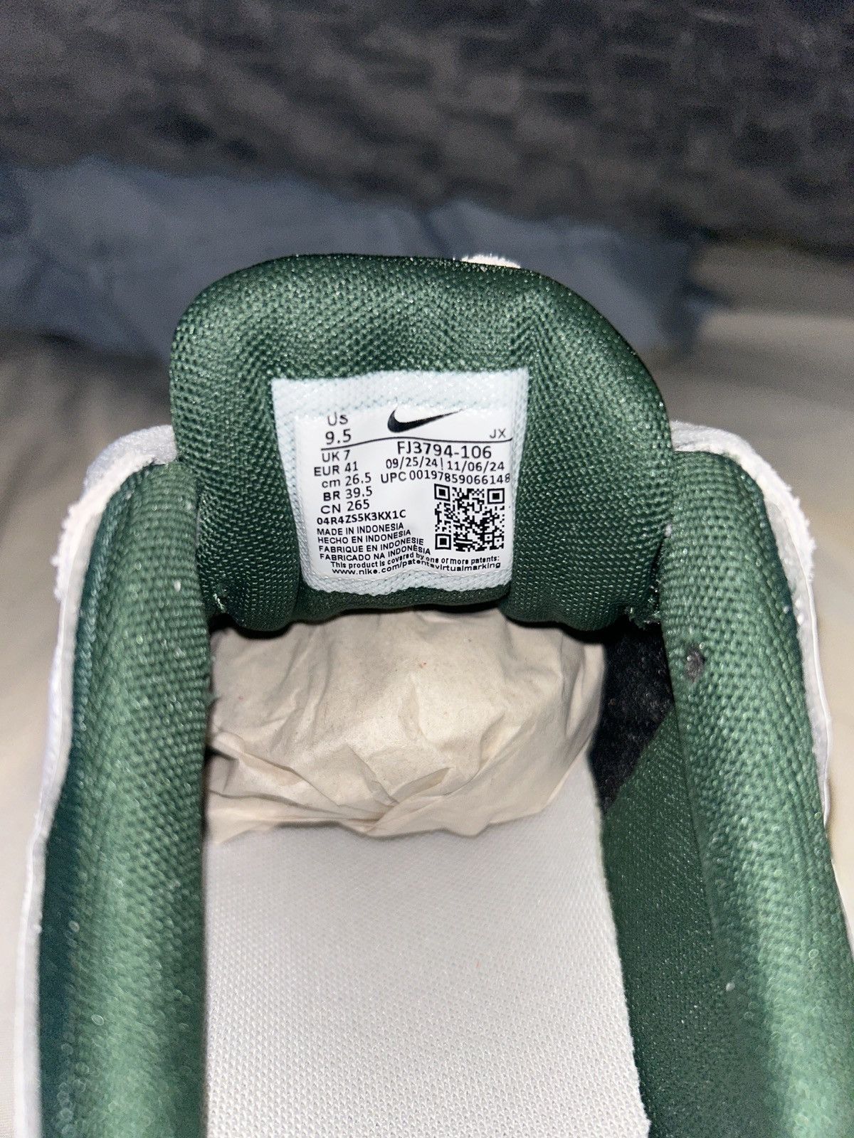 Nike White/fir-photon dust sail Size US 9.5 / IT 39.5 - 6 Thumbnail