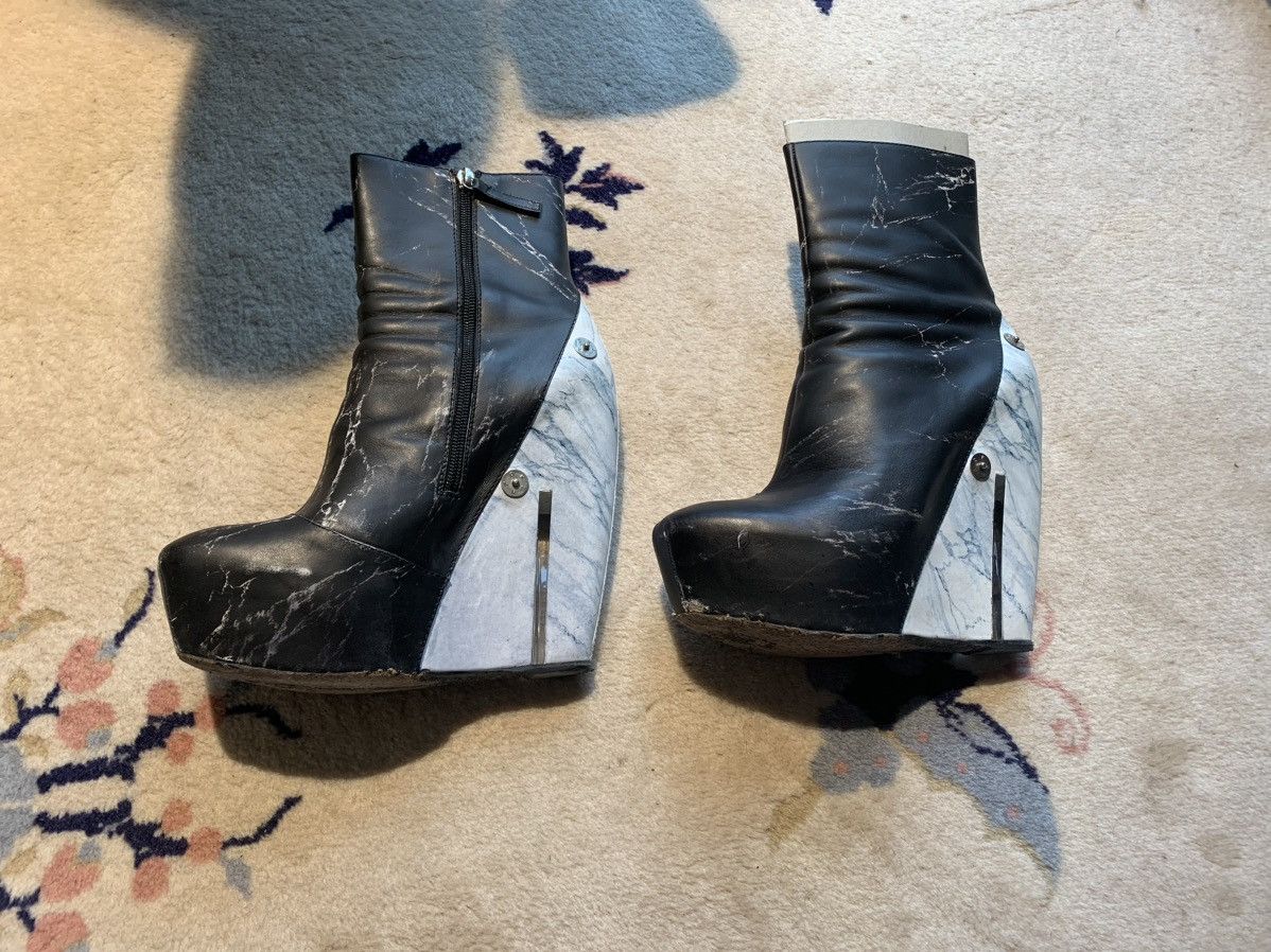 Kenzo 2.2K Kenzo (40/10us) marble print leather booties platforms Size US 10 / IT 40 - 4 Thumbnail