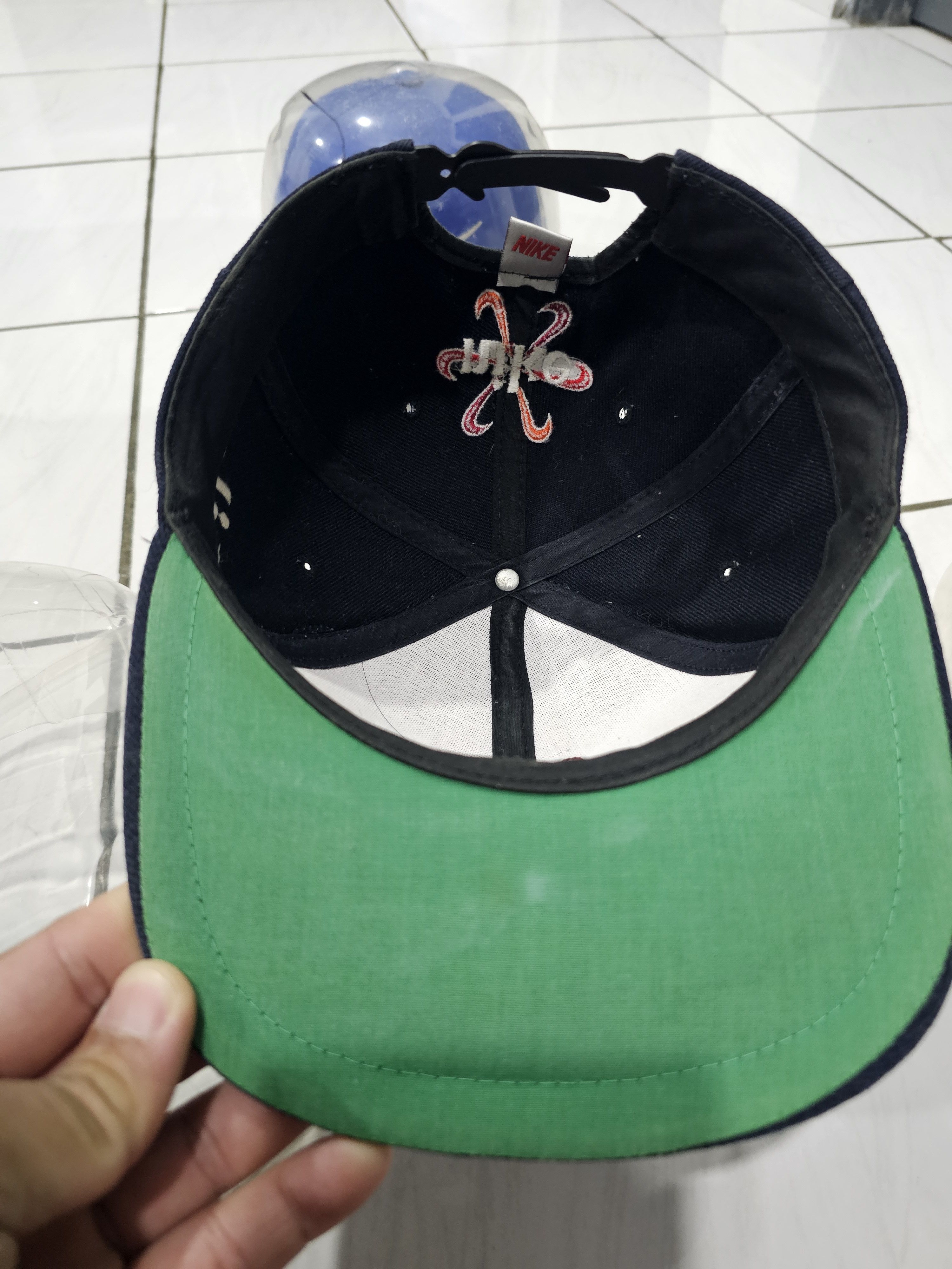 Nike Vintage 80's / 90's Nike "Pinwheel" logo Size ONE SIZE - 7 Thumbnail