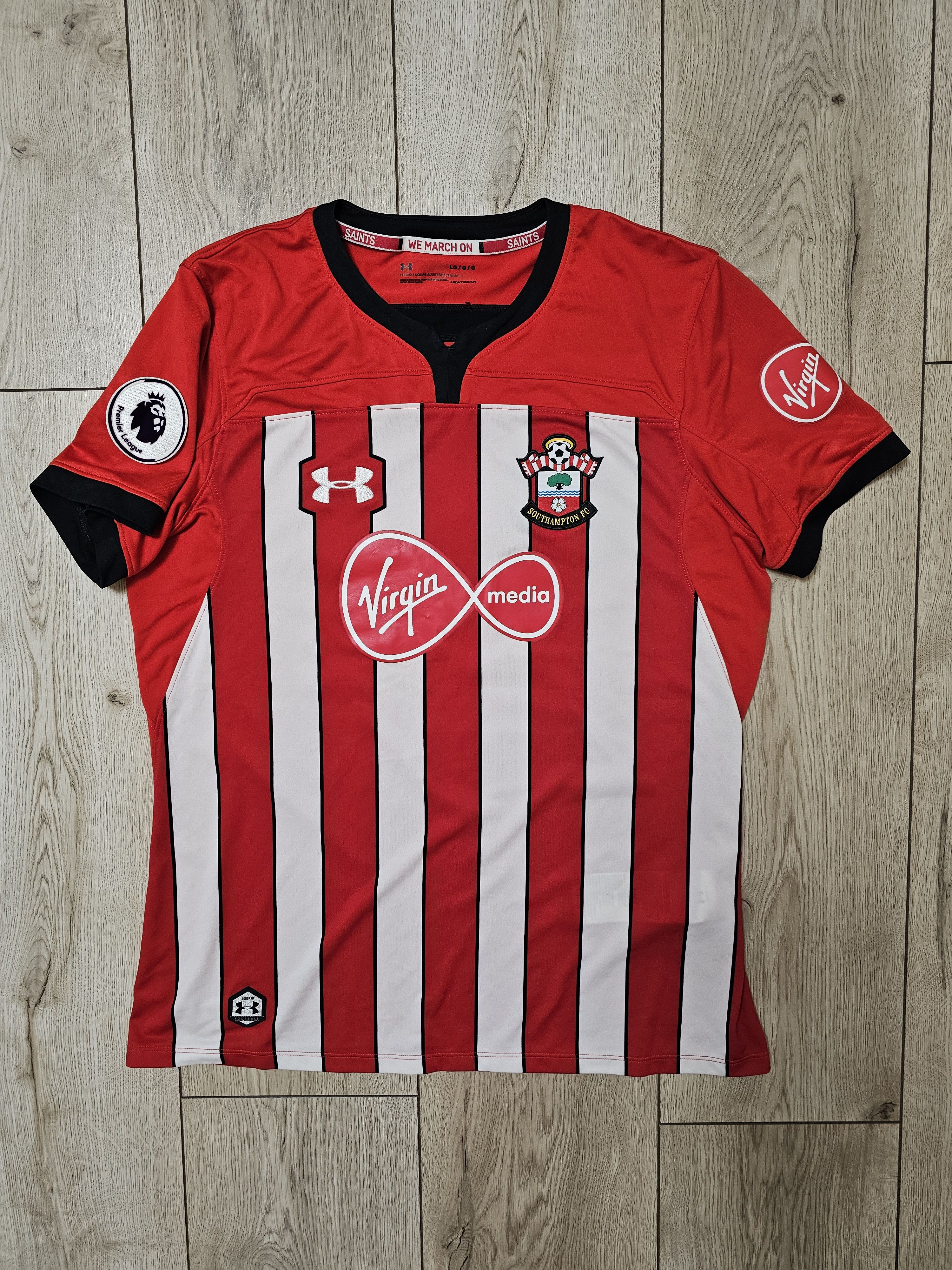 Under Armour SOUTHAMPTON 2018 2019 HOME FOOTBALL SHIRT SOCCER JERSEY Size US S / EU 44-46 / 1 - 1 Thumbnail