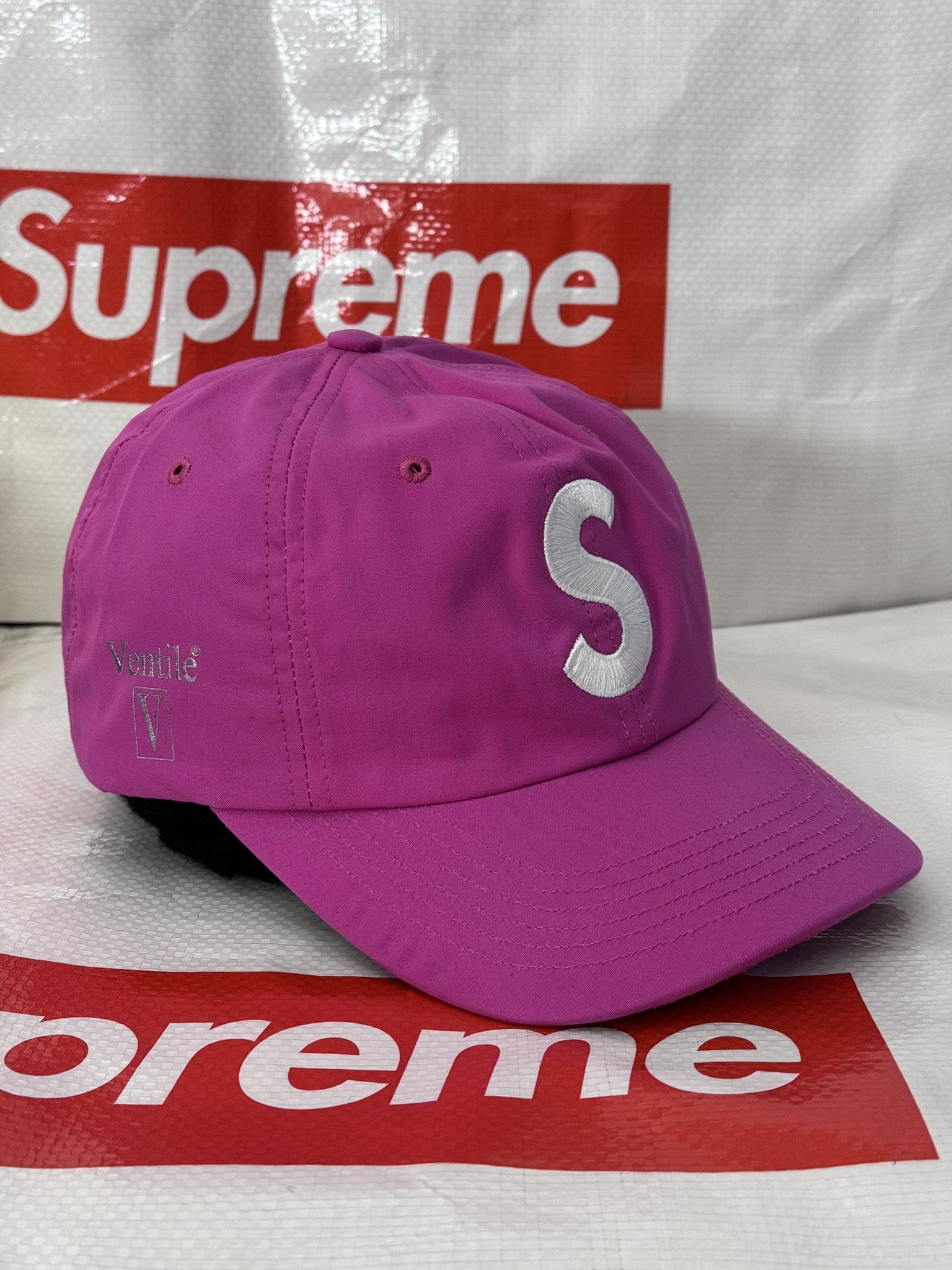 Supreme Supreme Ventile S Logo 6-Panel (FW21) Magenta HAT  display picture 1