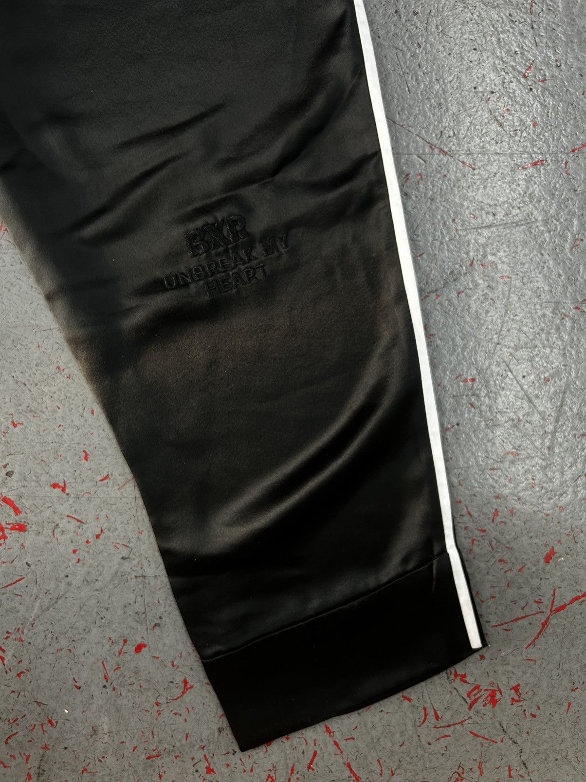 Born X Raised Born x Raised Satin Lounge Pants Size Medium Size US 32 / EU 48 - 3 Thumbnail