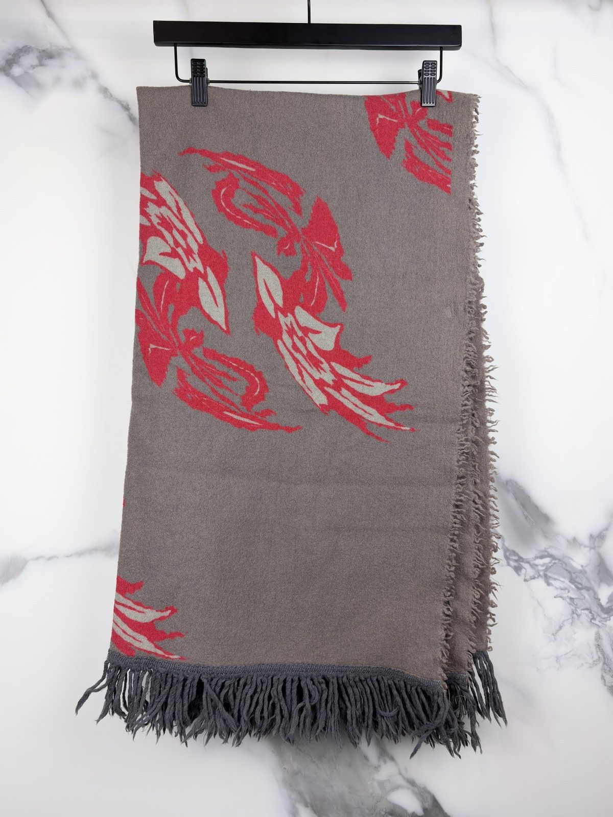 Undercover AW97 Undercover Red Leaf Tassel Scarf Stole Size ONE SIZE - 3 Thumbnail