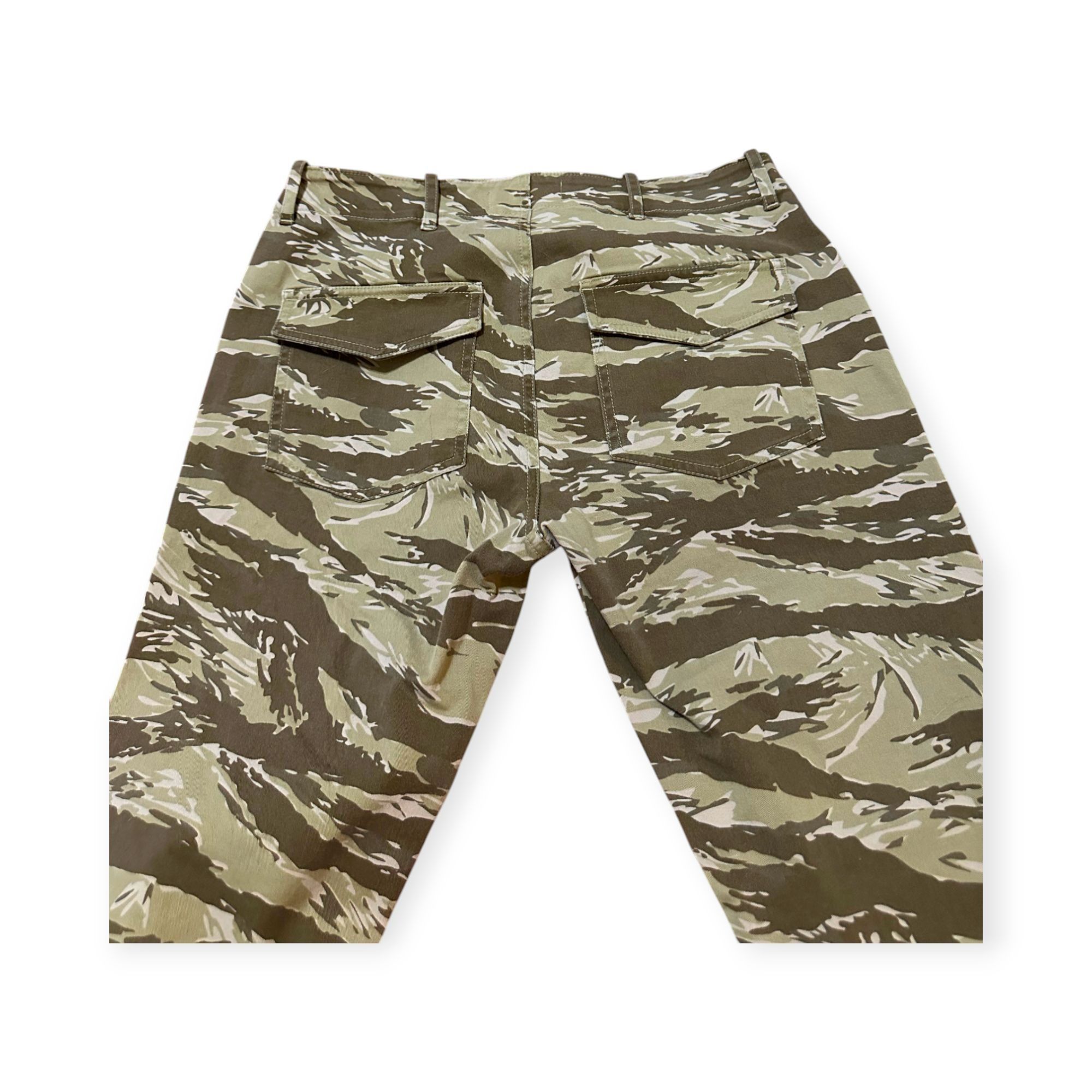 Nili Lotan Nili Lotan Cropped French Military Pant, Khaki Tiger Camo, S Size 28" / US 6 / IT 42 - 8 Thumbnail