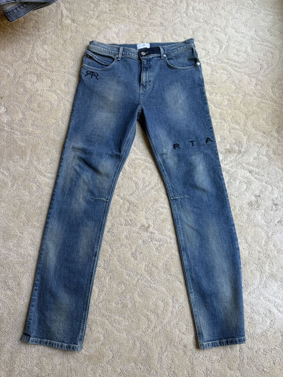 Rta RTA Slim Fit Medium Blue Logo Jeans Size US 33 - 1 Thumbnail
