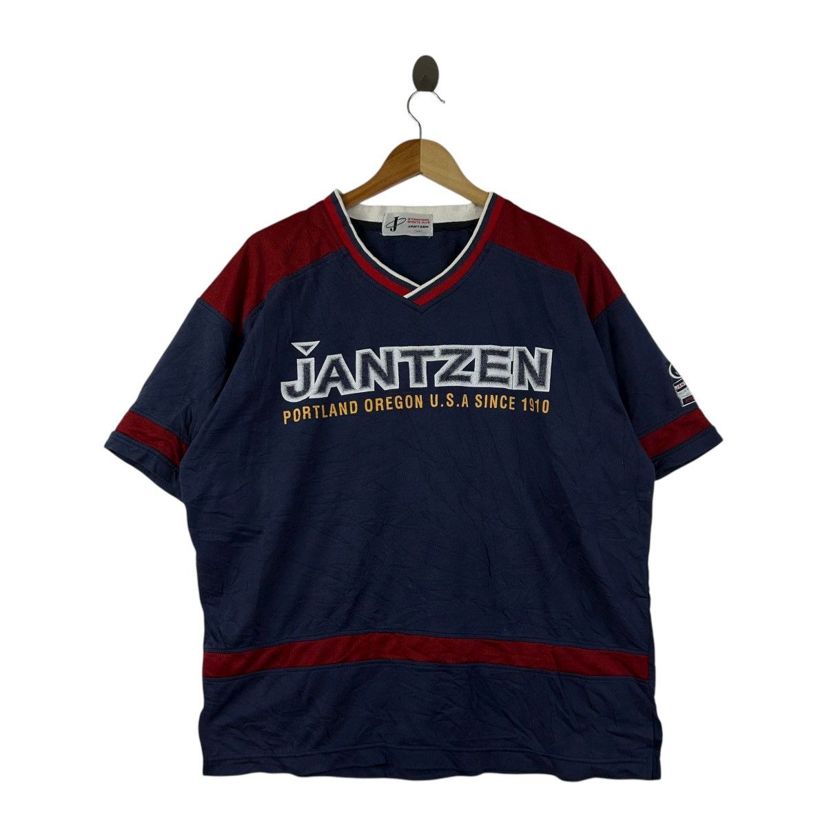 Jantzen Vintage JANTZEN OREGON PORTLAND Stripes Hip Hop T-Shirt Size US XL / EU 56 / 4 - 1 Thumbnail
