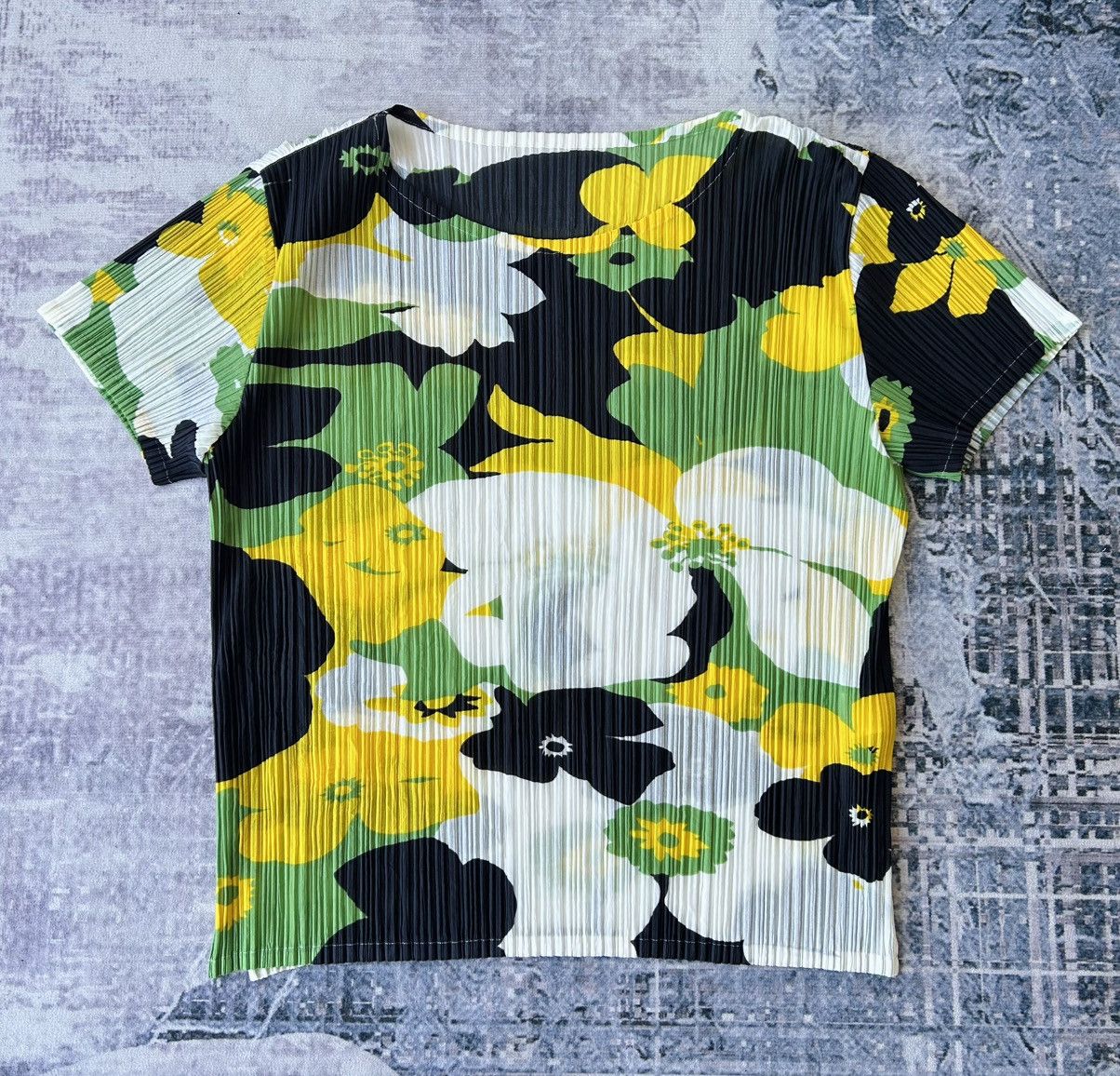 Issey Miyake Issey Miyake Pleats Please Full Pattern Flowers Size S / US 4 / IT 40 - 1 Thumbnail