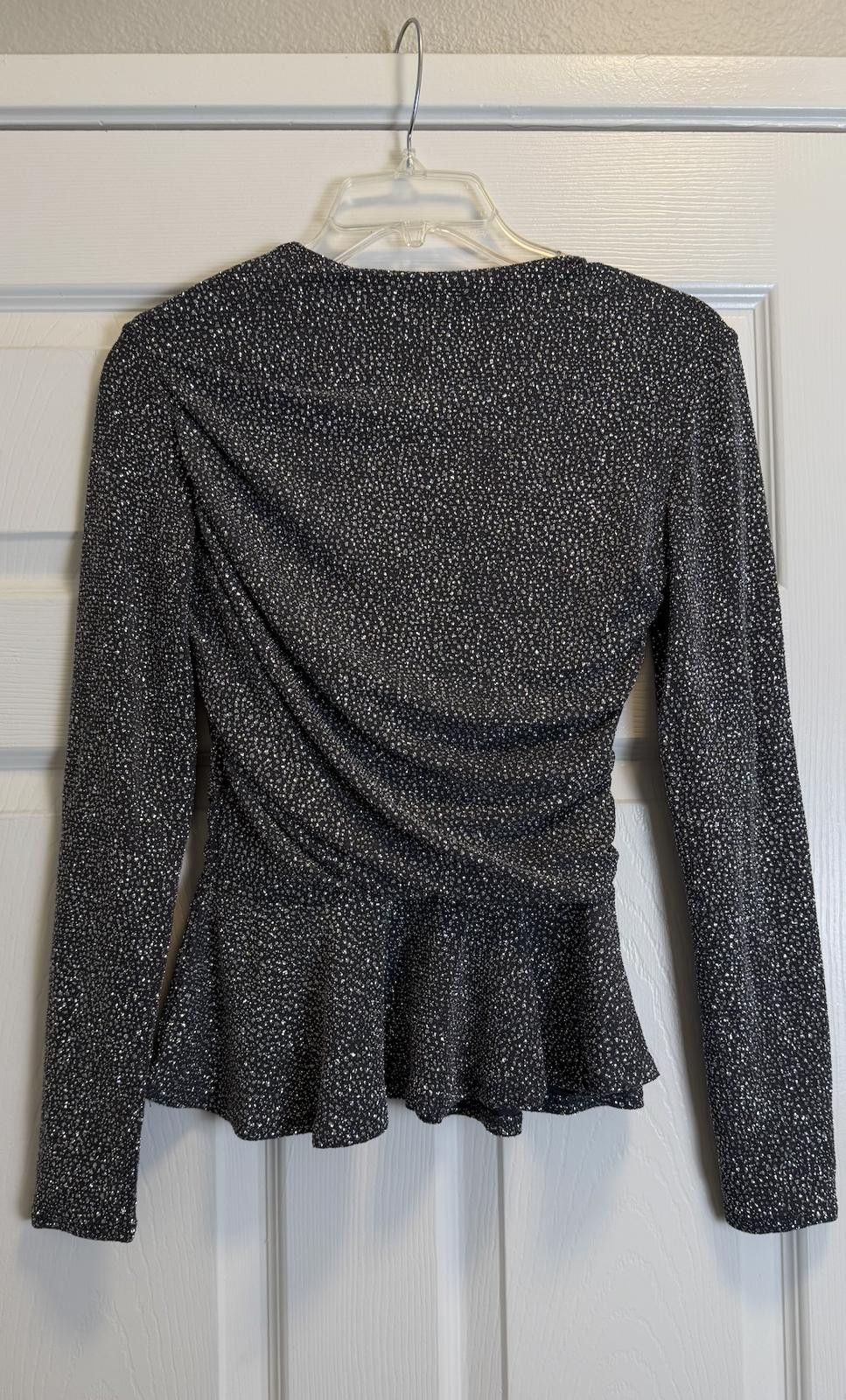 H&M H&M Black Glitter Peplum Top Long Sleeve Size 8 Size S / US 4 / IT 40 - 4 Thumbnail