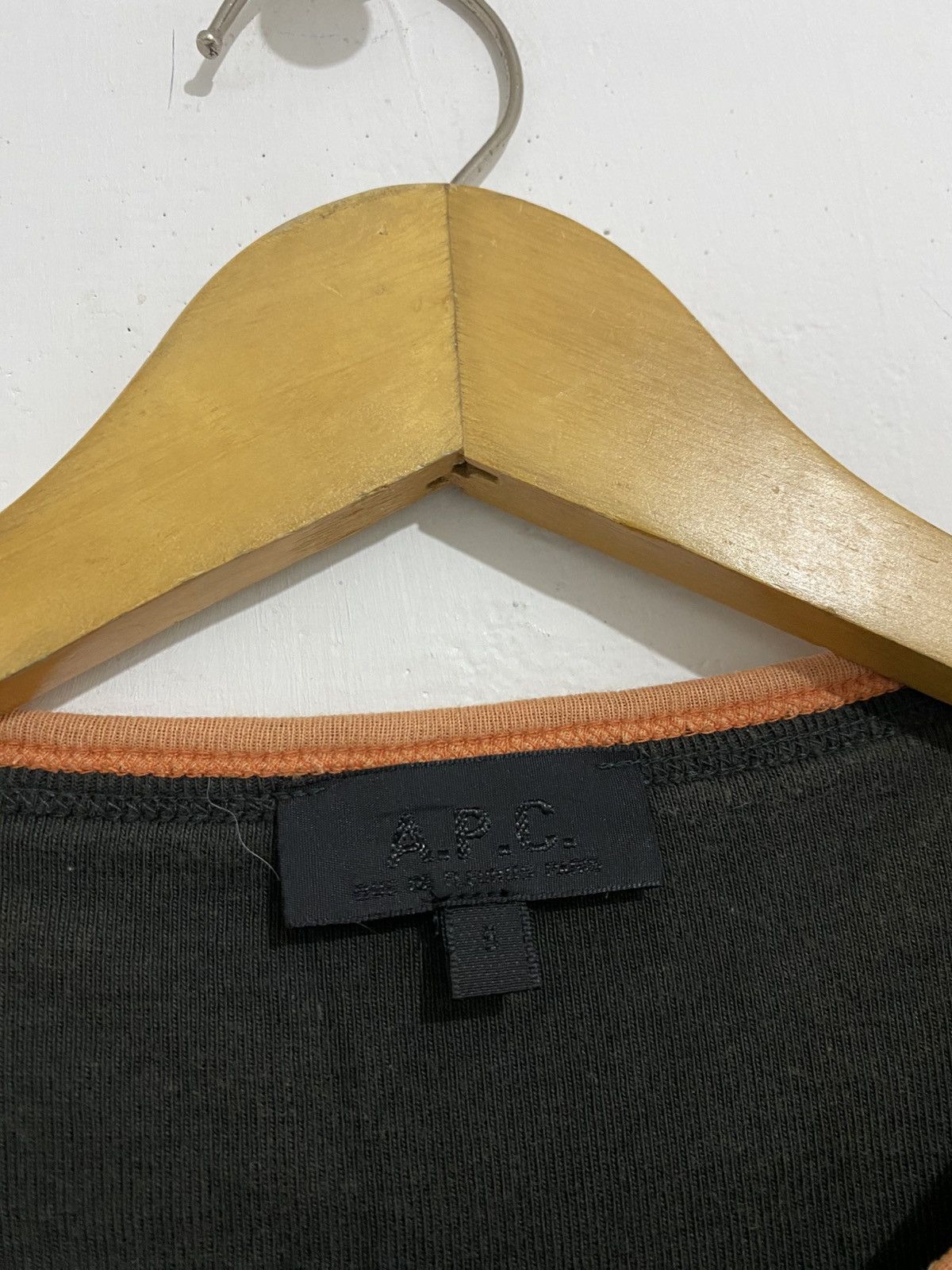 A.P.C. Apc tank top archived sunfaded Size US S / EU 44-46 / 1 - 8 Thumbnail