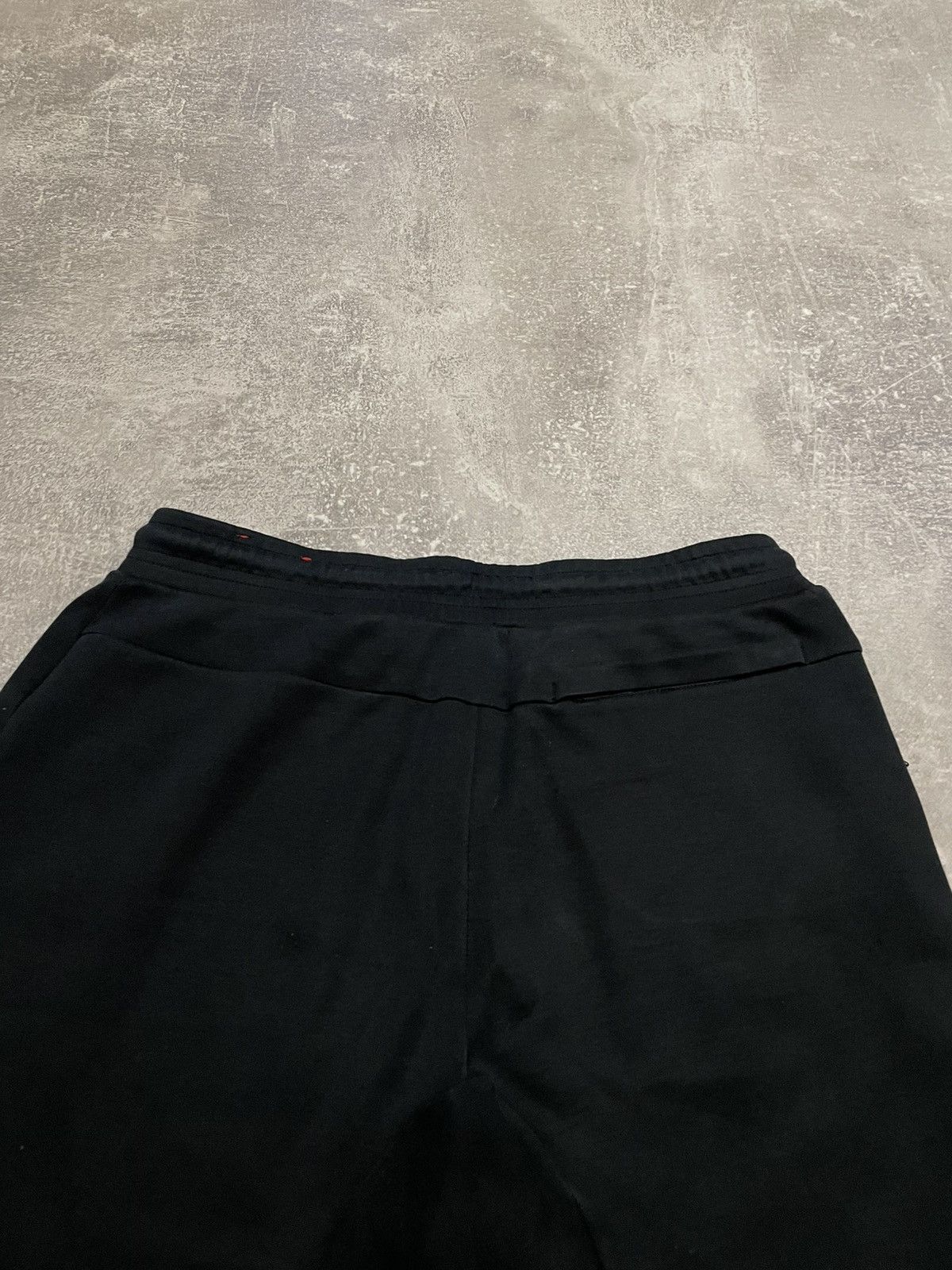 Nike Vintage Nike Tech Fleece Black Sweet Shorts Size M Size US 32 / EU 48 - 13 Thumbnail