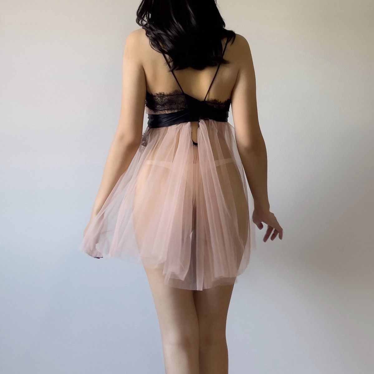 Victoria's Secret Romantic Dusty Pink Mesh & Black Lace Sheer Mini Dress/XS-M Size M / US 6-8 / IT 42-44 - 11 Thumbnail