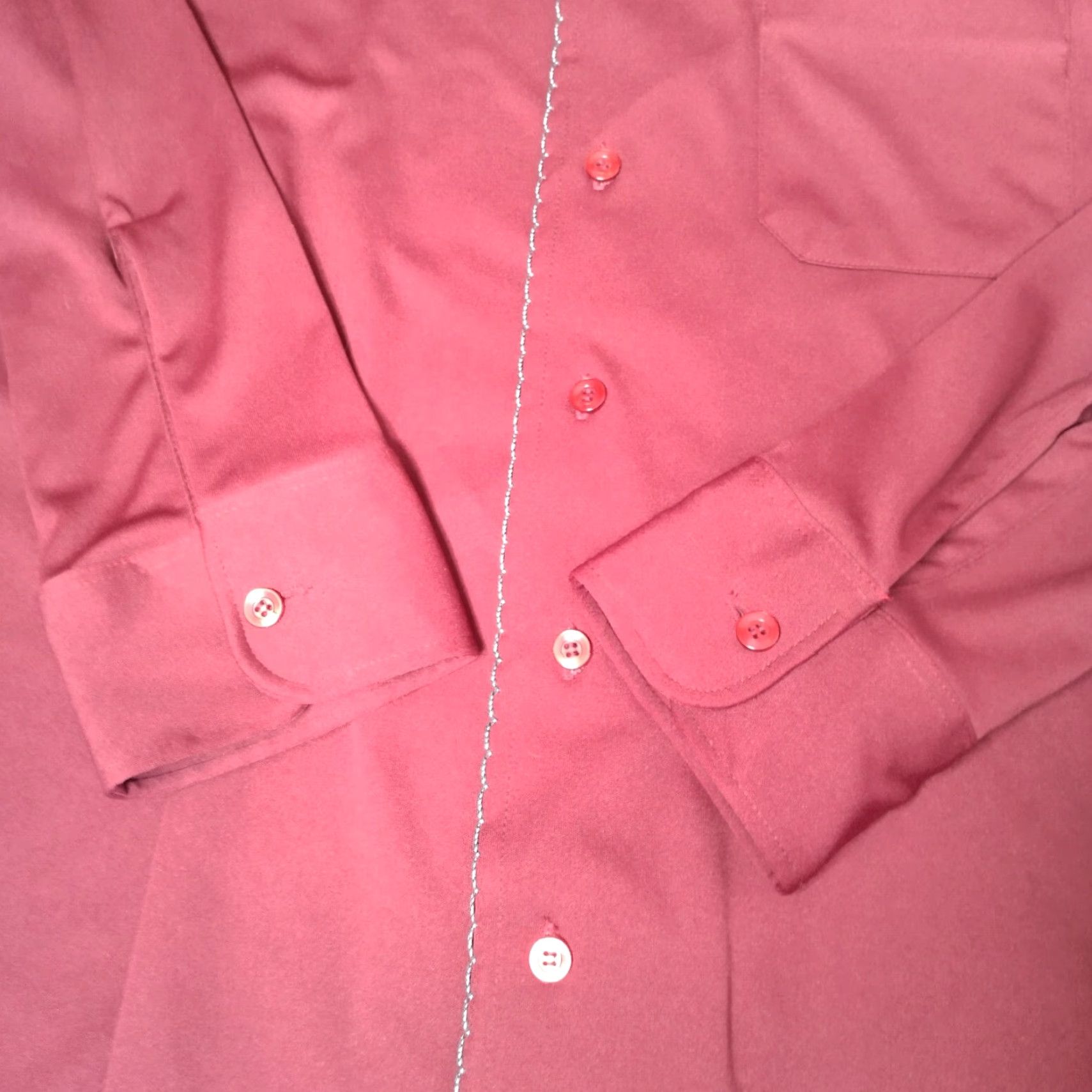 Vintage VINTAGE Career Club Shirt 1970s Grandpacore Mens Long Sleeve Button-Up Collared Maroon Polyester Stretch Regular L Size US L / EU 52-54 / 3 - 5 Thumbnail