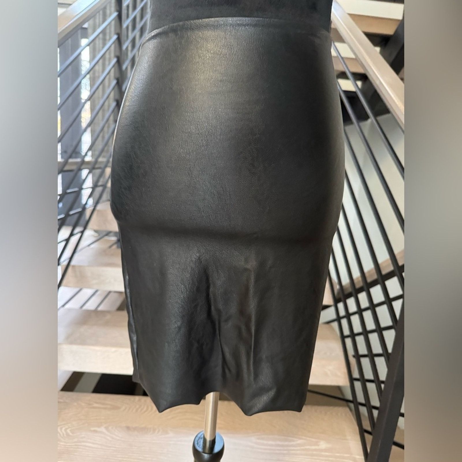 Commando New Commando Black Pencil Skirt size XS Size 26" / US 2 / IT 38 - 5 Thumbnail