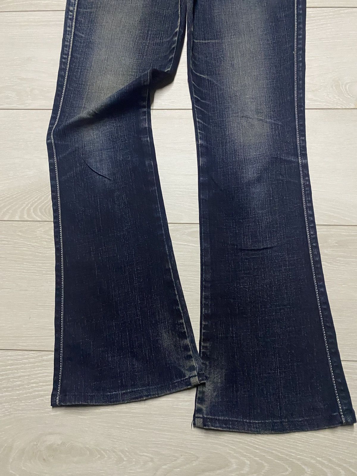 Levi's Woman Vintage Levis Lady Style Blue Wash Flare Jeans Size US 28 / EU 44 - 5 Thumbnail