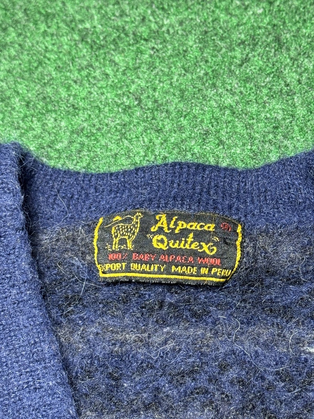 Vintage Quitex Cardigan Baby Alpaca Wool 17.5x21 XS 50s 60s Sweater Size XS / US 0-2 / IT 36-38 - 2 Thumbnail