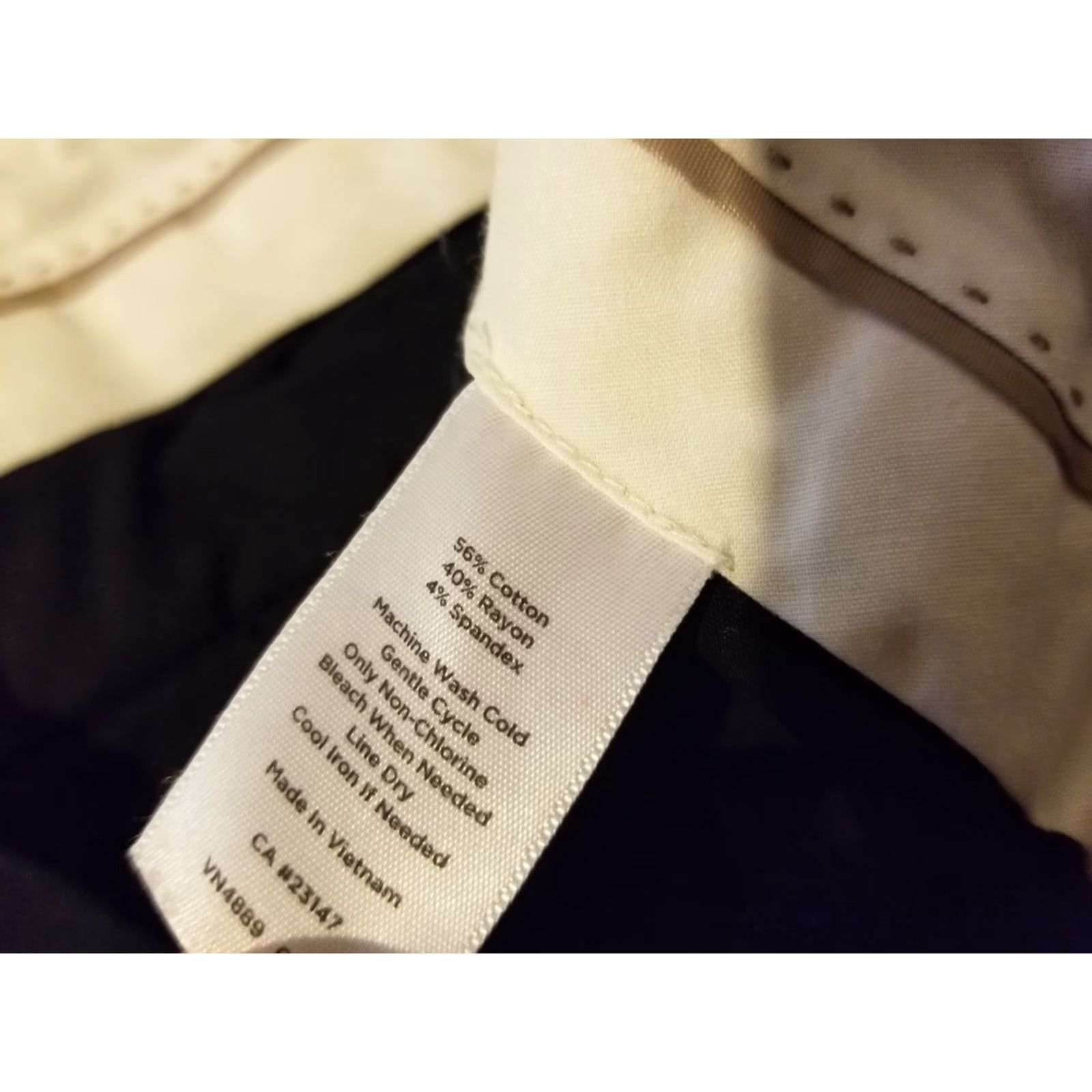 Talbots Womens Talbots Dress Pants 4P Petite Black Khaki Flat Front Straight Size 27" / US 4 / IT 40 - 4 Thumbnail