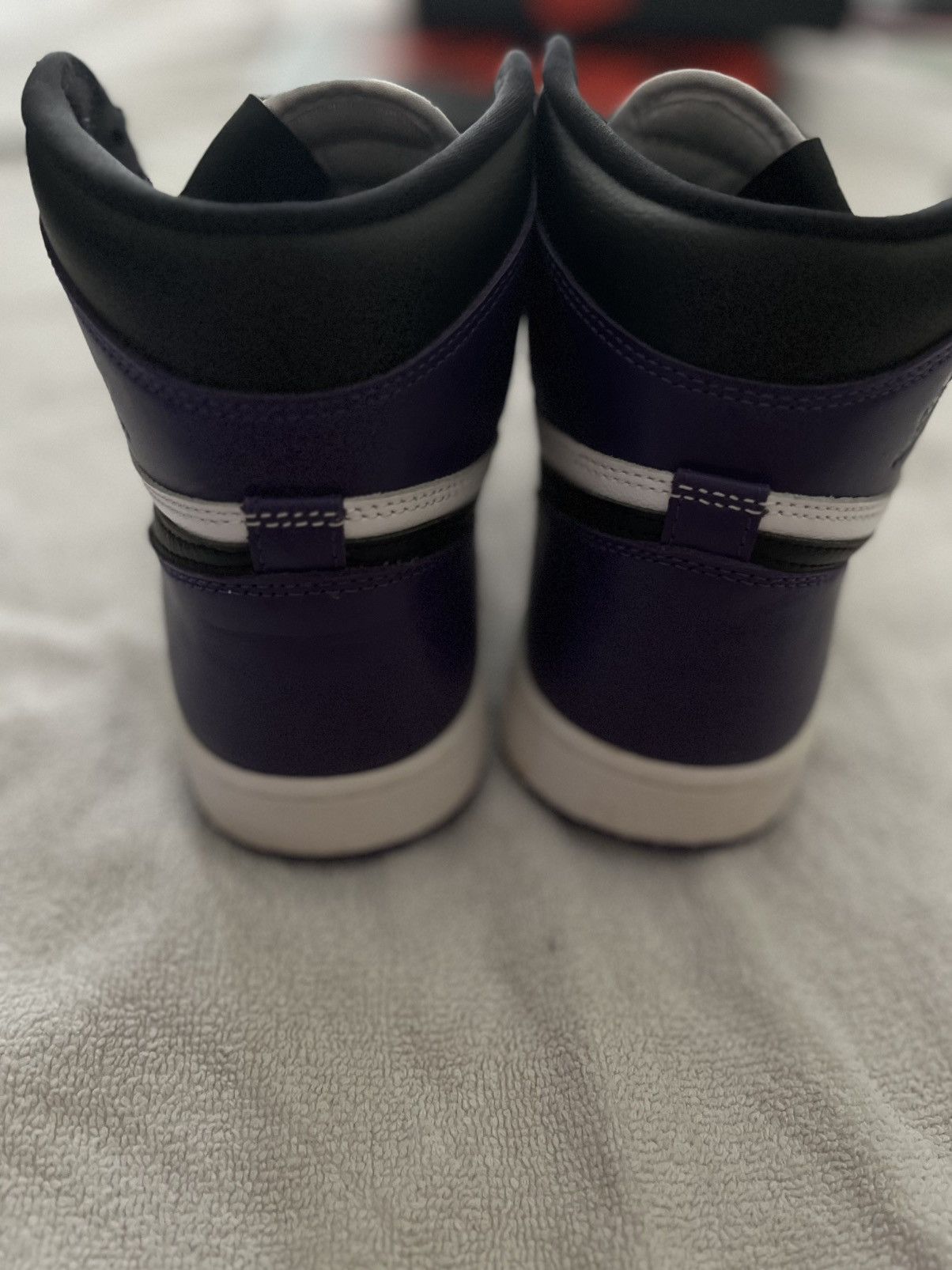 Nike Air Jordan 1 Retro High OG Court Purple Size US 8.5 / EU 41-42 - 7 Thumbnail