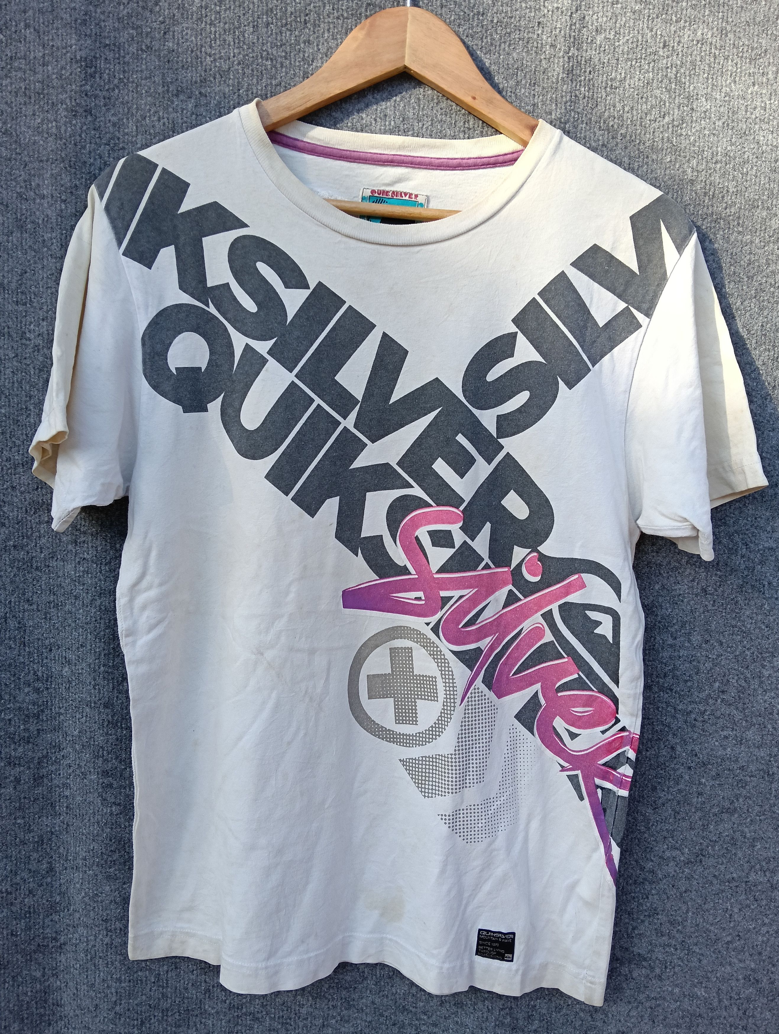 Quicksilver Vintage Y2K Quiksilver "Mountain & Wave" big Logo t-shirt Size US S / EU 44-46 / 1 - 1 Thumbnail