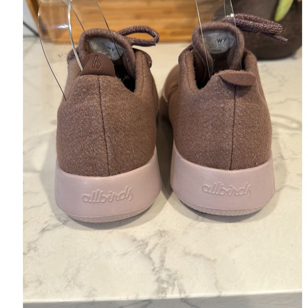 Allbirds Allbirds Wool Running Shoes merino Wool Rose Pink l size 7 Size US 7 / IT 37 - 6 Thumbnail