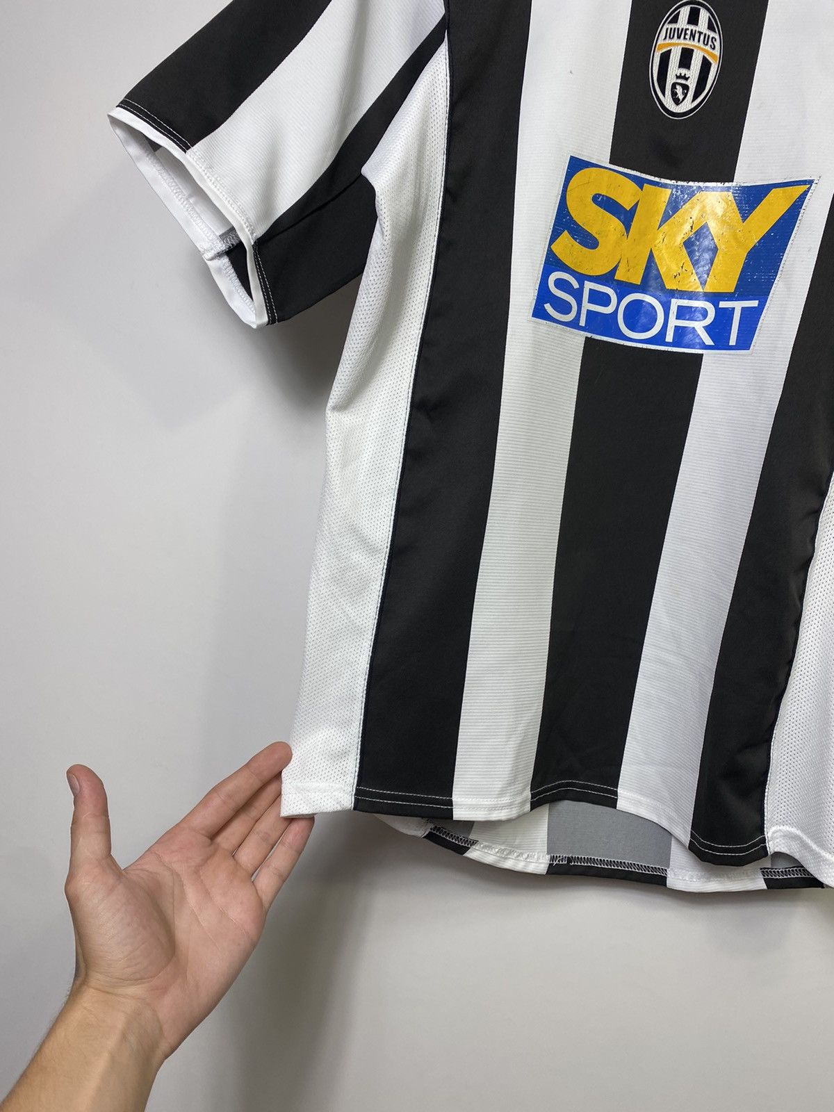 Nike Vintage 2004-2005 Nike Juventus Home Jersey Blockcore Size US S / EU 44-46 / 1 - 8 Thumbnail