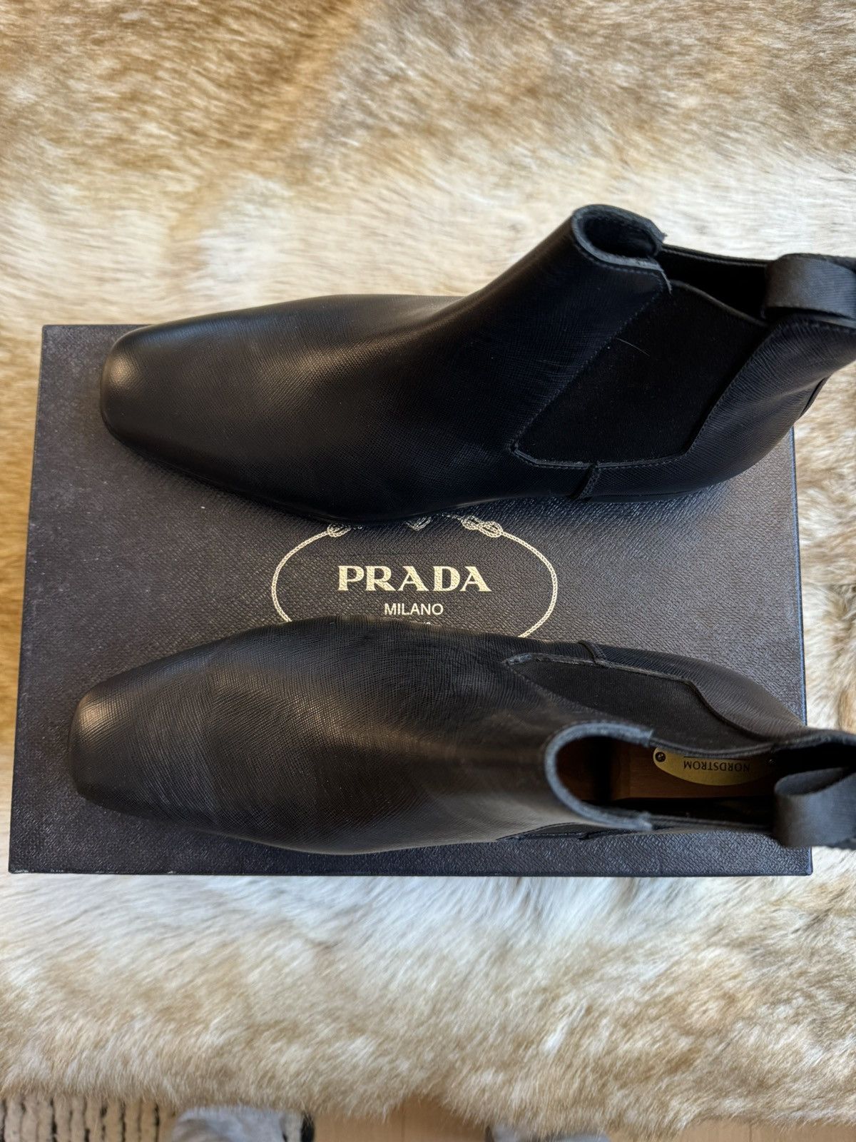 Saffiano leather Chelsea boot