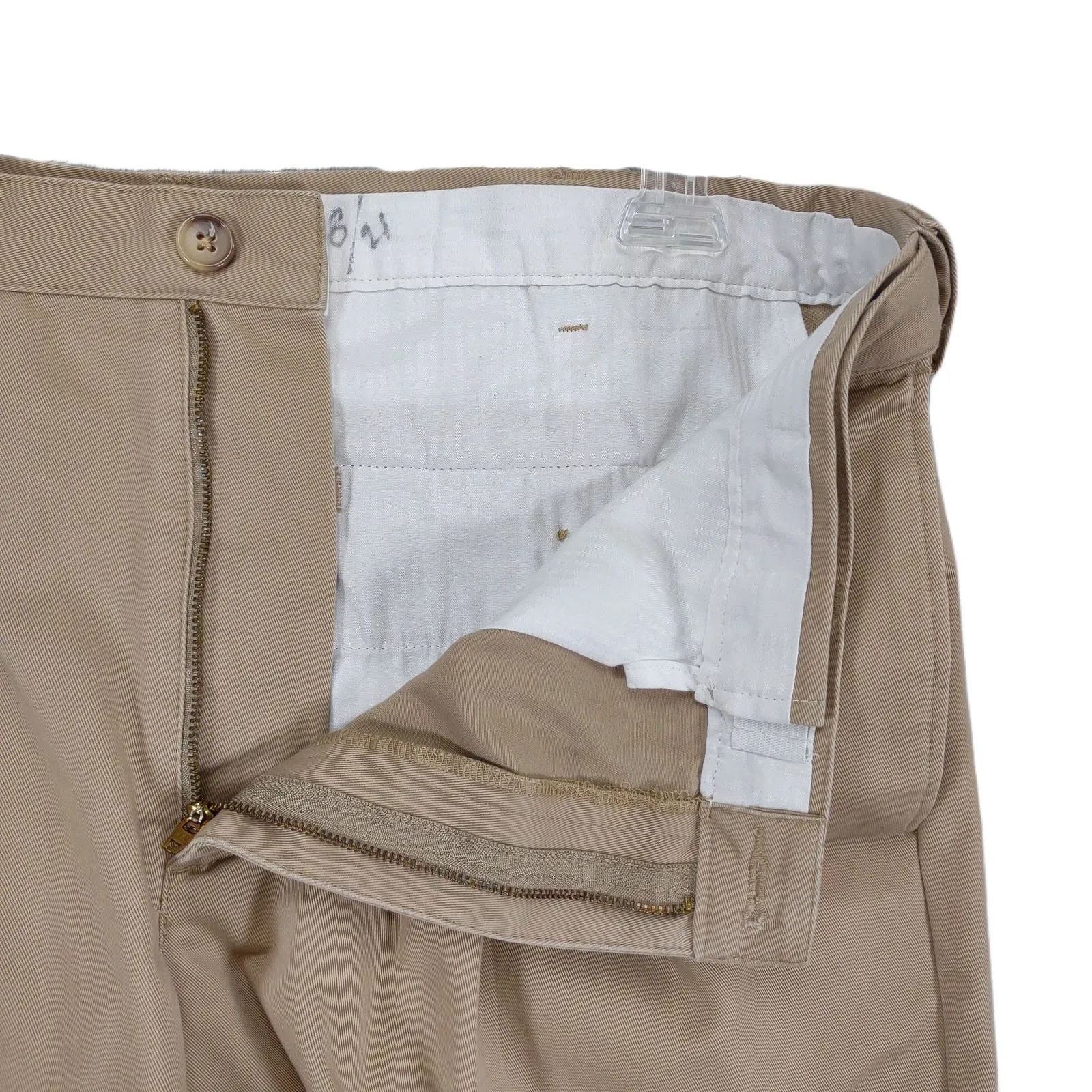 Lands' End Lands' End Traditional Fit Men's Tan Pleated Chino Shorts Size US 36 / EU 52 - 5 Thumbnail