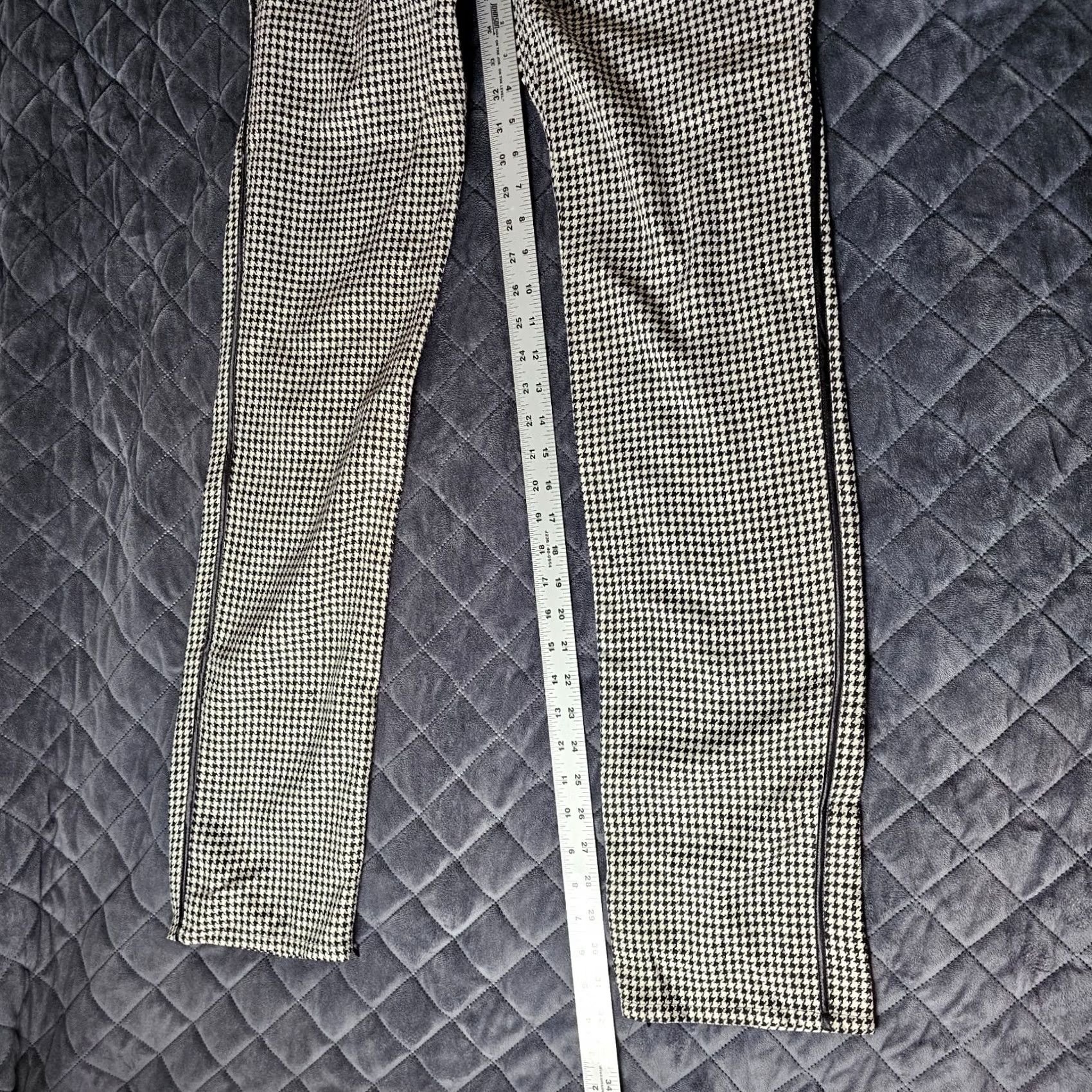 Vintage Jennifer Lopez Pants Black Zipper Leg 32" Inseam Proto Fashion Houndstooth Size 25" / US 0 / IT 36 - 7 Thumbnail