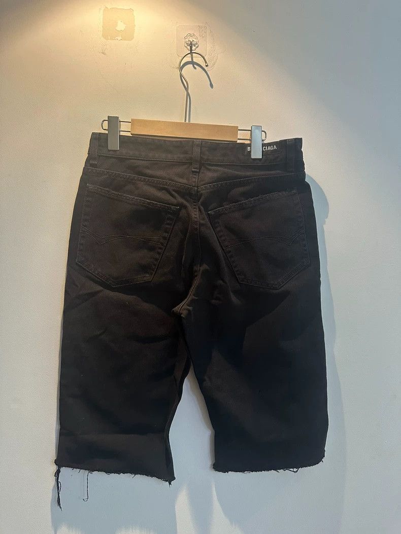 Balenciaga Balenciaga size L Fringed Denim Shorts Size US 28 / EU 44 - 2 Thumbnail