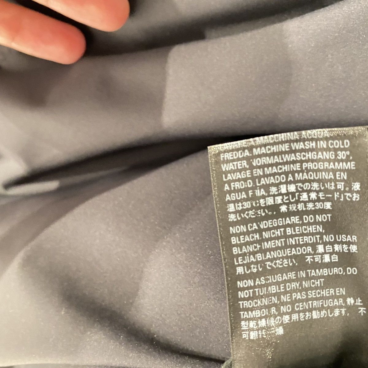 Balenciaga Balenciaga Soccer Oversized Puffer Coat Size US L / EU 52-54 / 3 - 10 Thumbnail