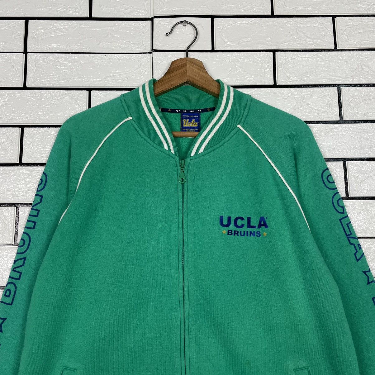 Other UCLA Bruins Zipper Sweater Jacket Size US L / EU 52-54 / 3 - 2 Thumbnail