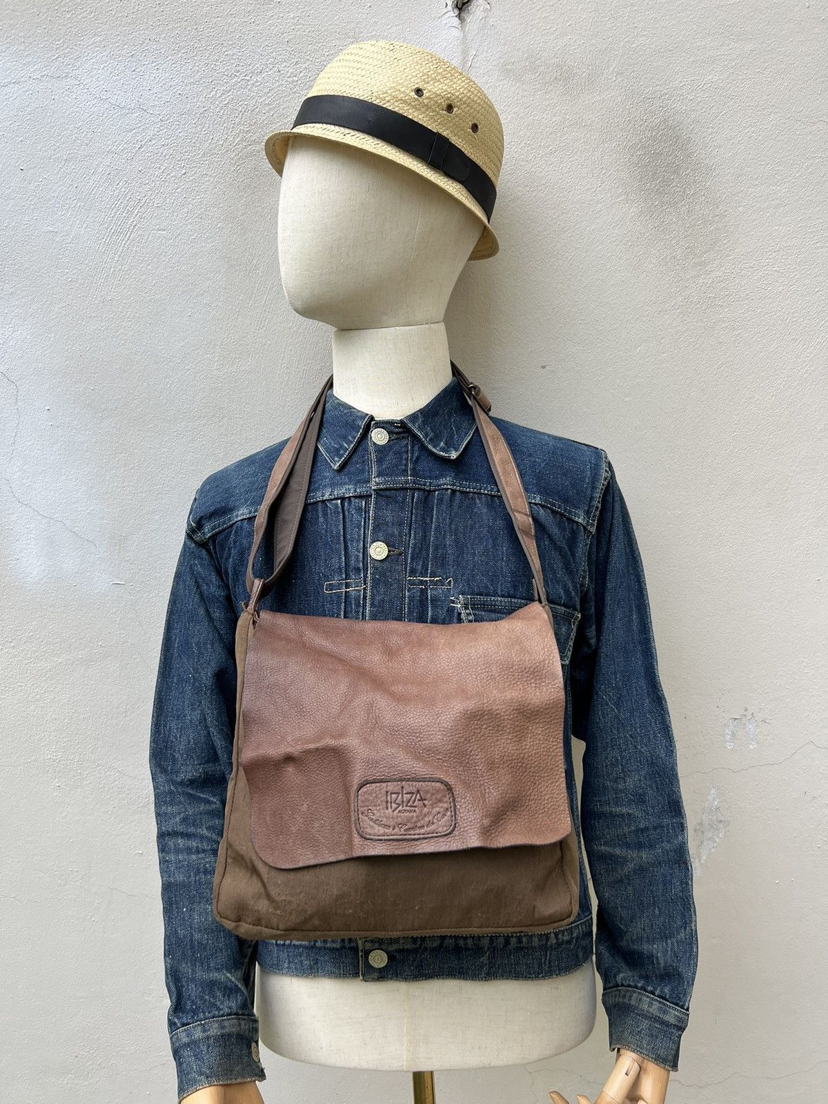 Leather VTG Ibiza Japan Patina Hybrid Leather Sling Bag Size ONE SIZE - 5 Thumbnail