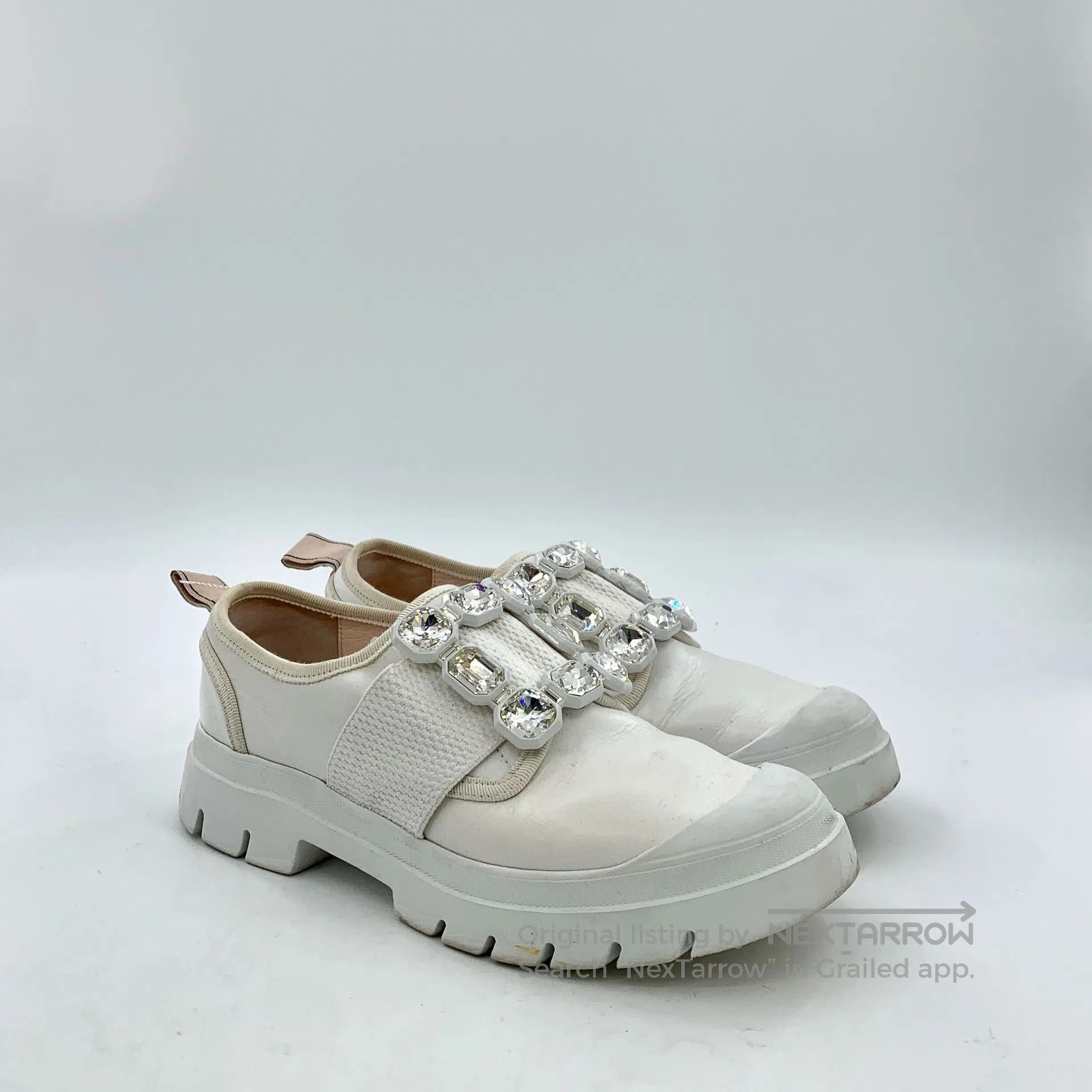 Roger Vivier Roger Vivier White buckle diamond-studded casual low-heele Size US 5.5 / IT 35.5 - 2 Thumbnail