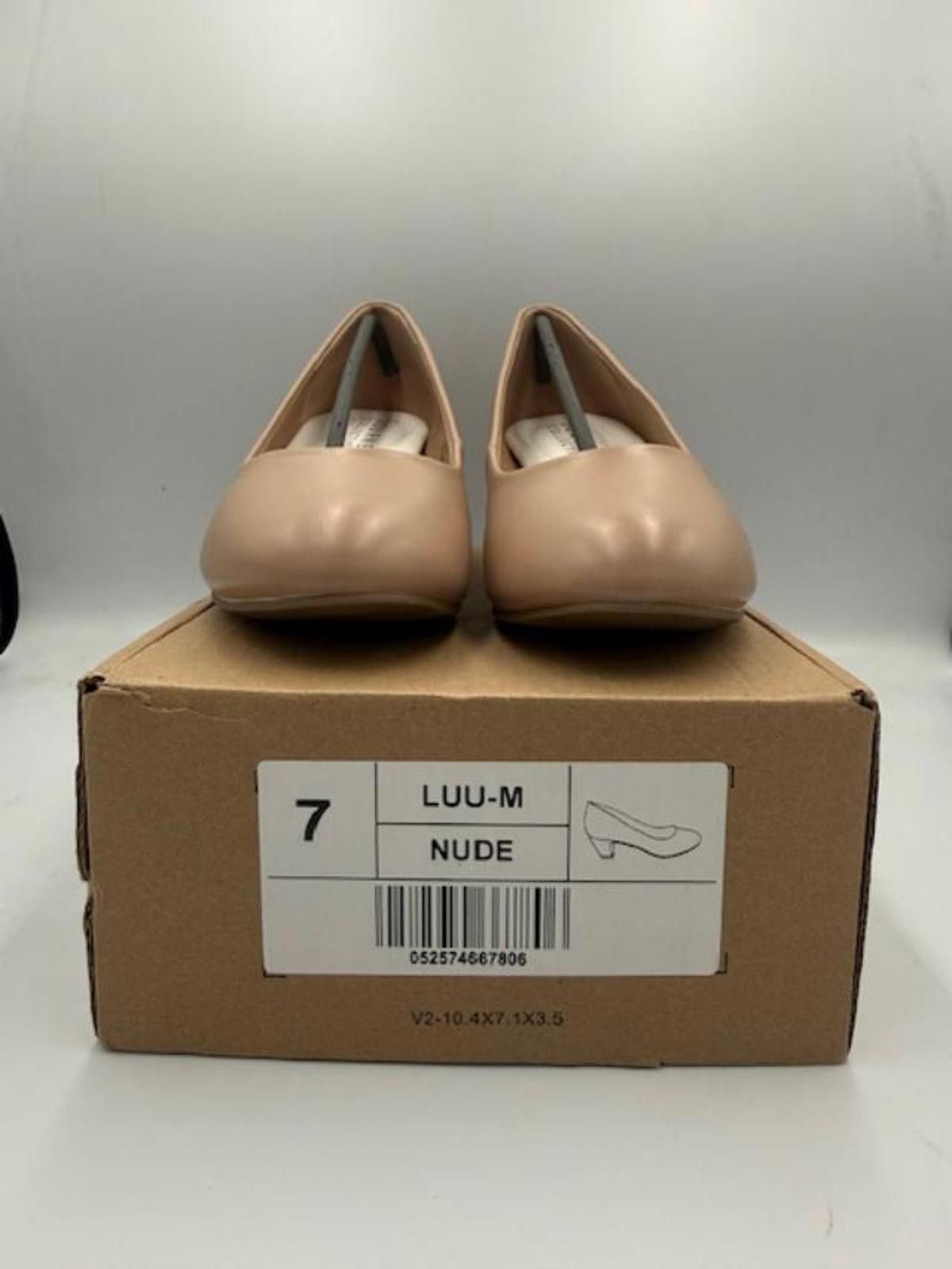 Other Journee Collection Nude Women's low pump block Heel Size 7 Size US 7 / IT 37 - 2 Thumbnail