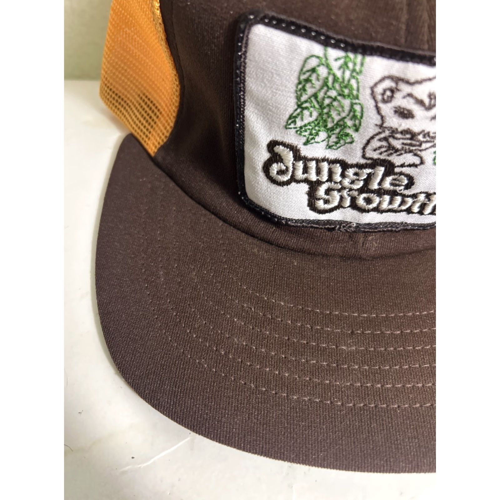 Vintage VINTAGE Trucker Hat Mens One Size Brown Orange Jungle Growth Patch Tiger Adjustable Snapback Size ONE SIZE - 4 Thumbnail